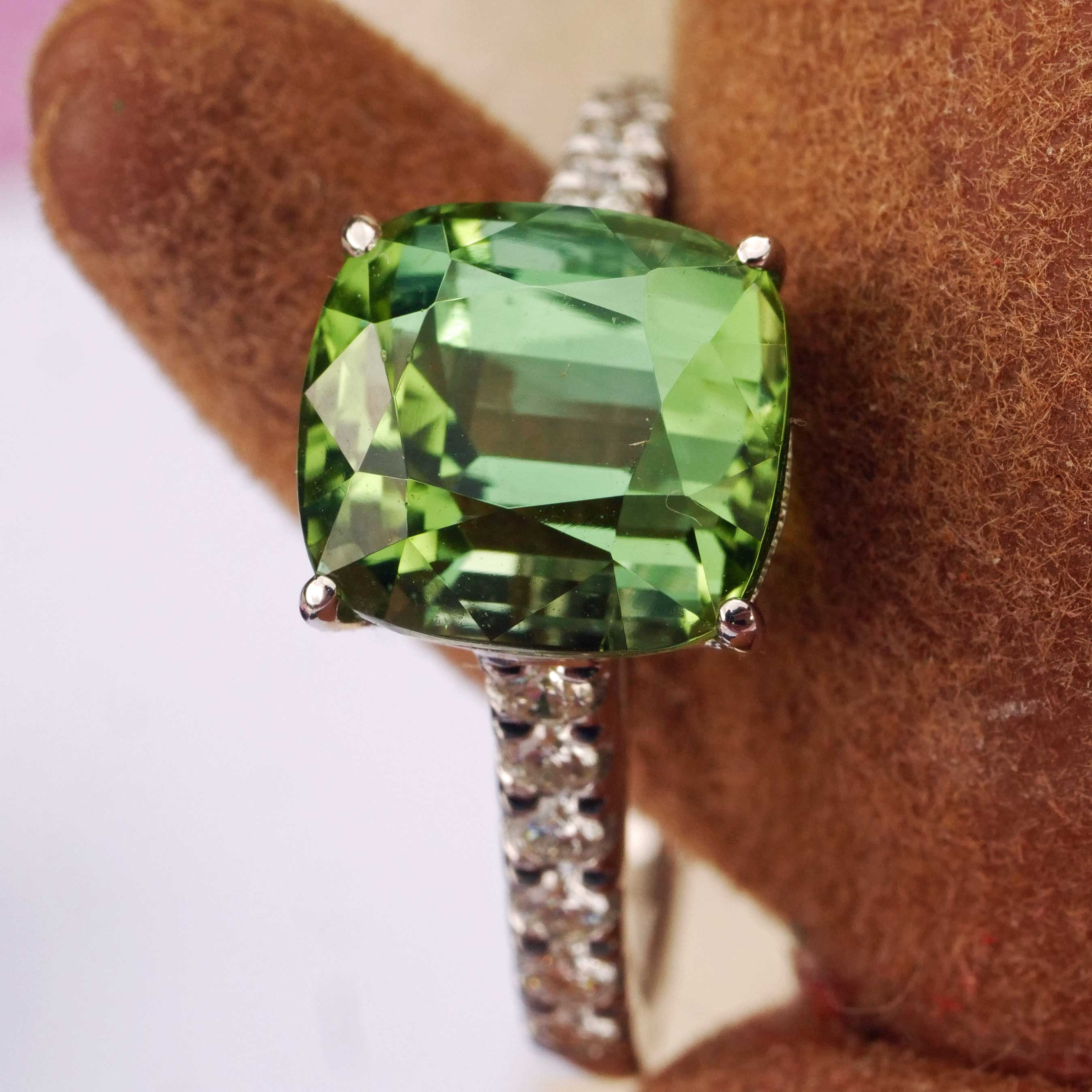 Lagun Grün-Blauer Turmalin Brillant Ring 750er Weissgold 3.90 ct 0.27 ct  Afghanistan Top Qualität