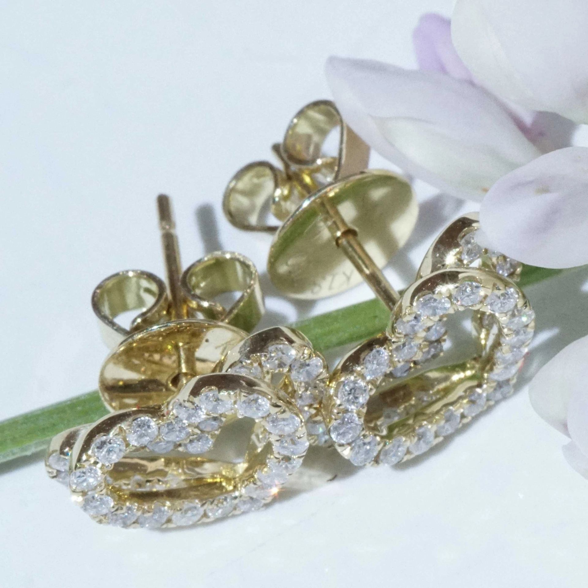 Brillant Ohrstecker Doppelherz 70 Vollschliff Brillanten total ca. 0.56 ct 750er Gelbgold