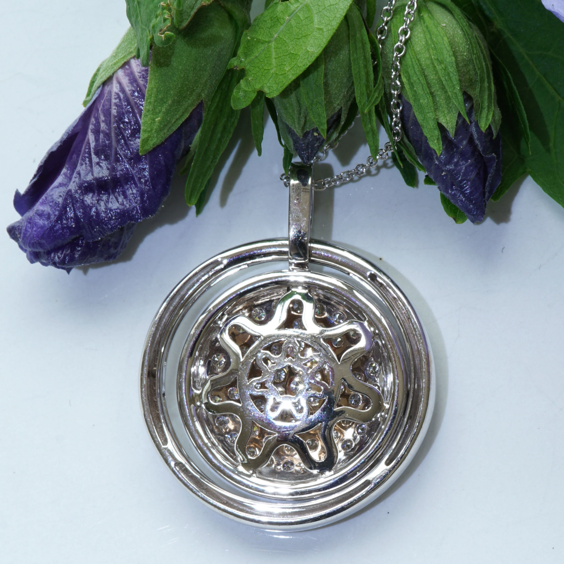 Brillant Anhänger mit Kette Deluxe 3.55 ct aus Traditionsgoldschmiede...ein Wunderwerk...