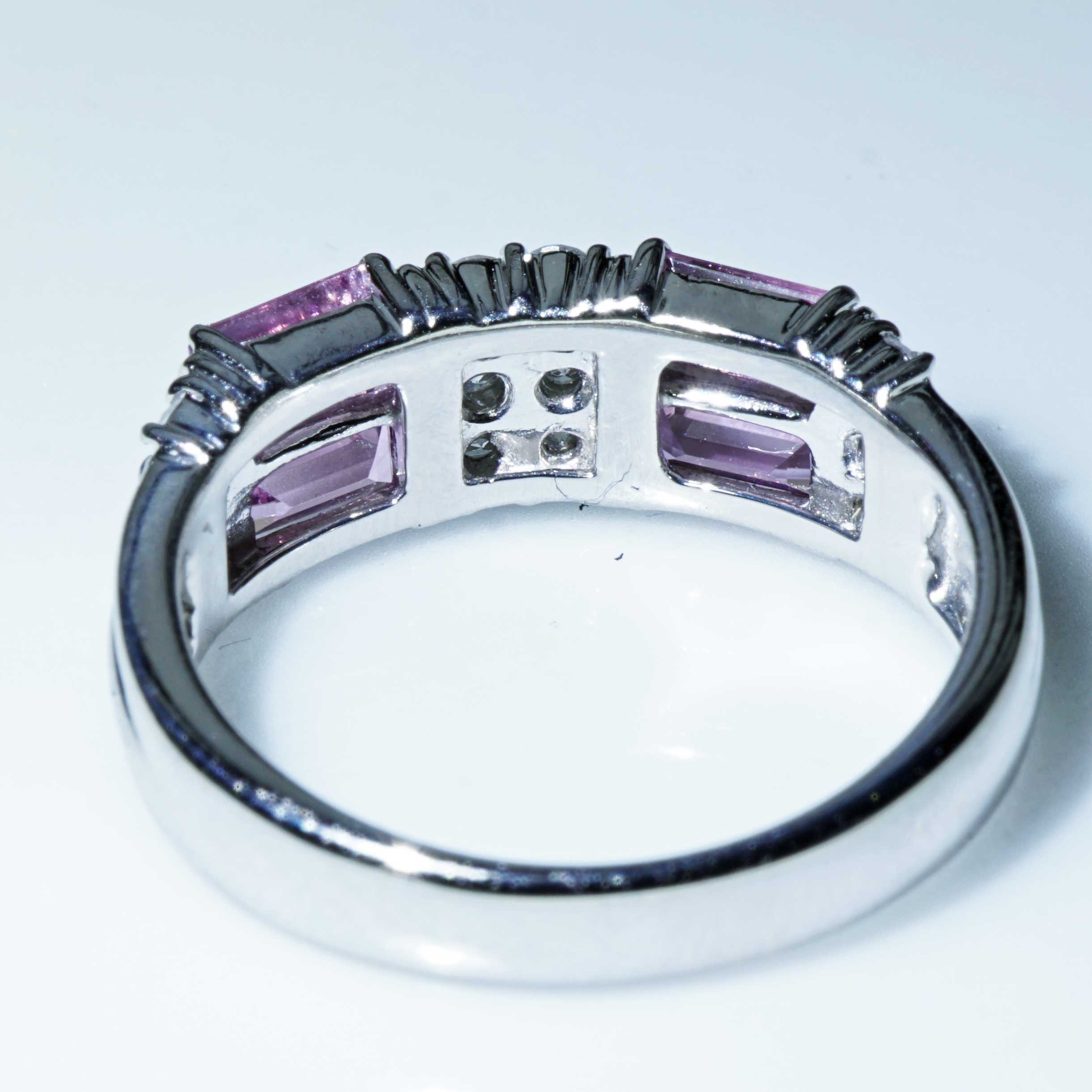 Pink Turmalin Brillant Ring 900er Platin 1.18 ct 0.34 ct ausgefallene Form mit geometrischer Struktur