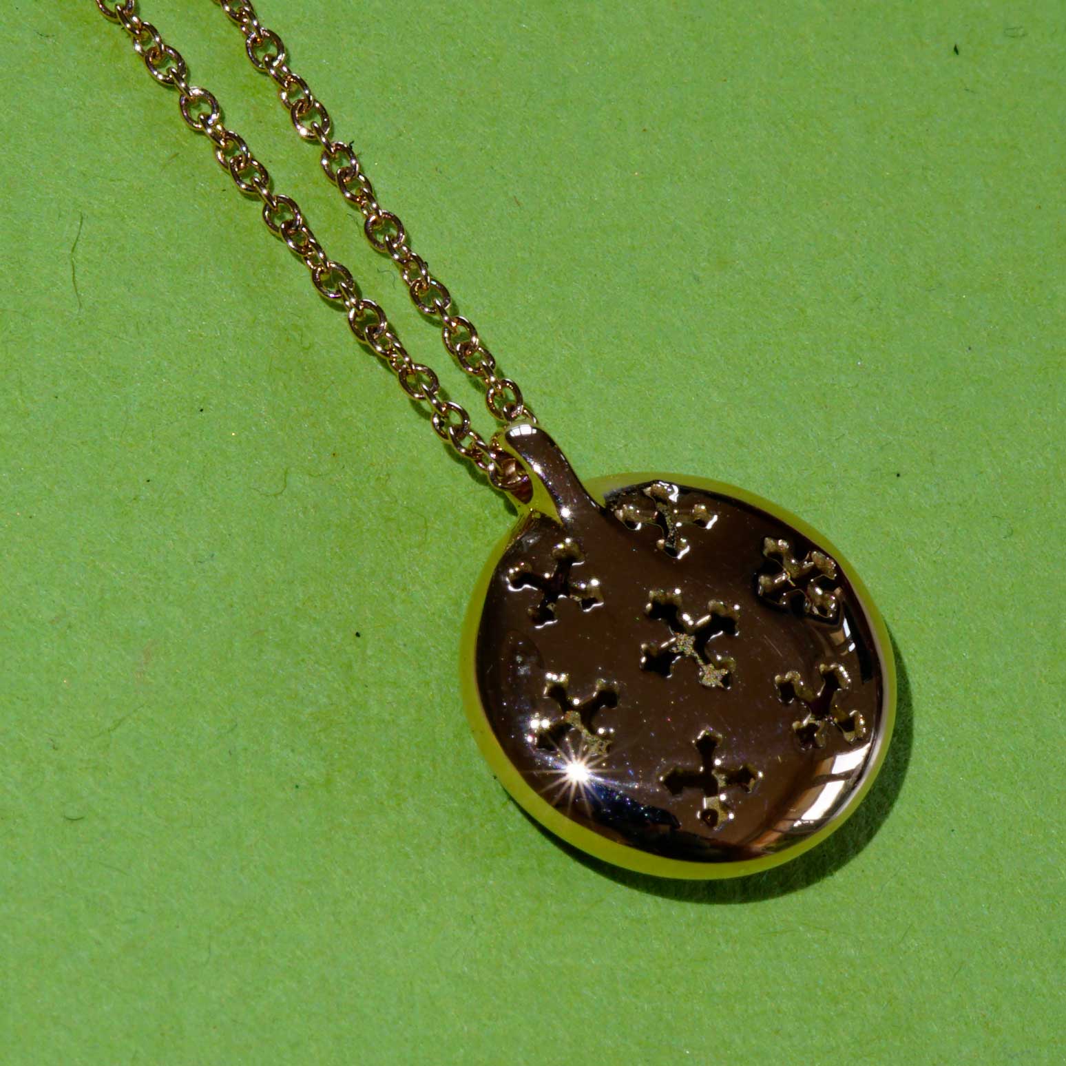 LOVE Saphir Herz Anhänger m. Kette 750er Rosegold....supercool gearbeitet in Traditionsgoldschmiede 