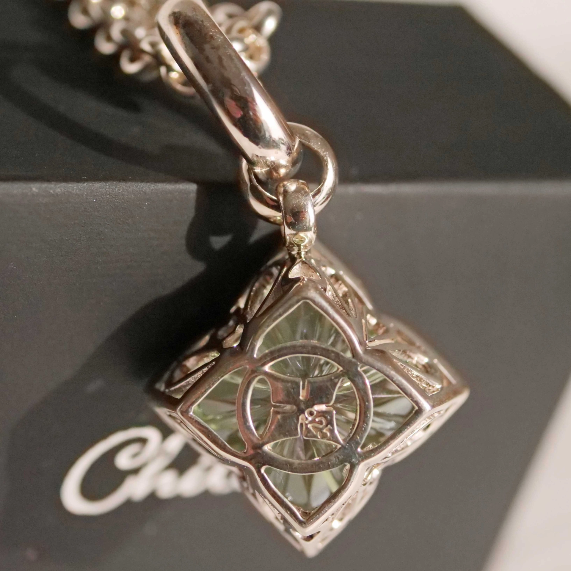 Chilango Anhänger Square Flower Diamond Cut Green Amethyst 925er Silber