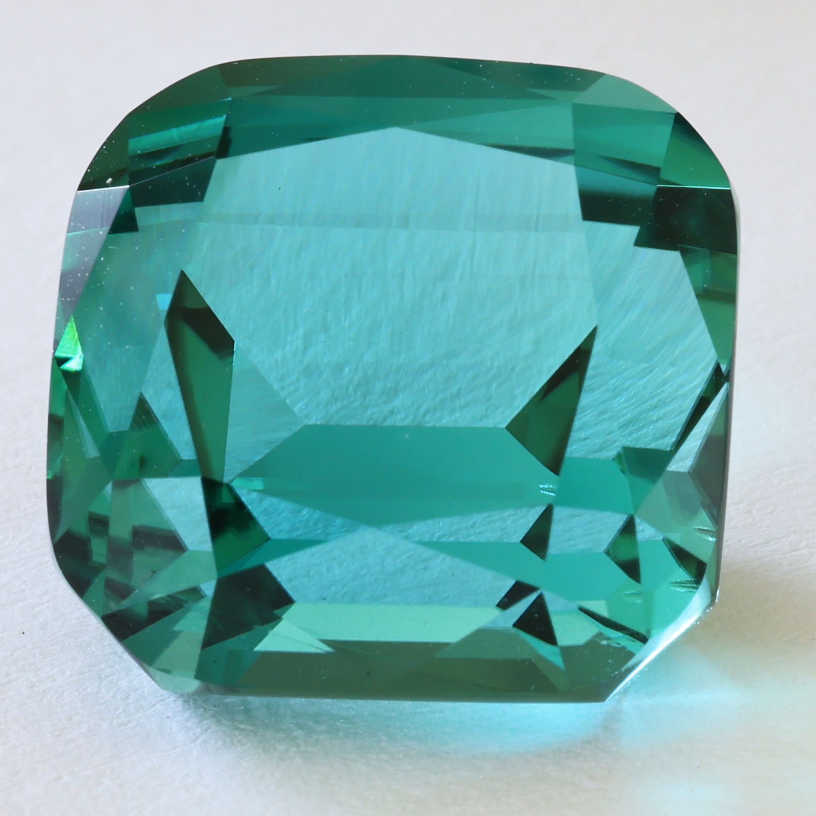 Lagoon / Lagun Turmalin der Superklasse AAA+  21.56 ct Afghanistan 98% rein Investment Edelstein