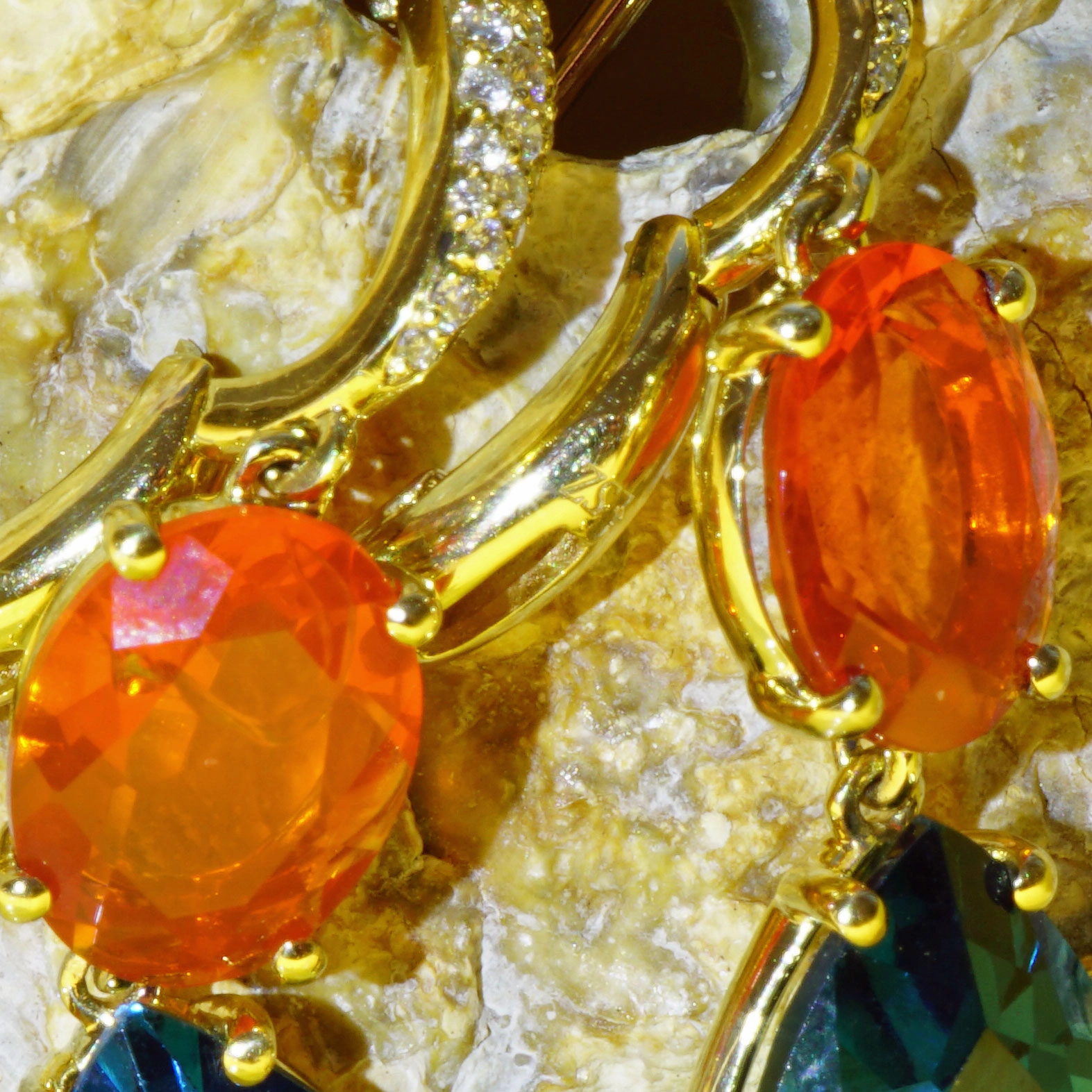 Topas Feueropal Brillant Ohrhänger 750er Gelbgold...Great Jewellery WOW Farben