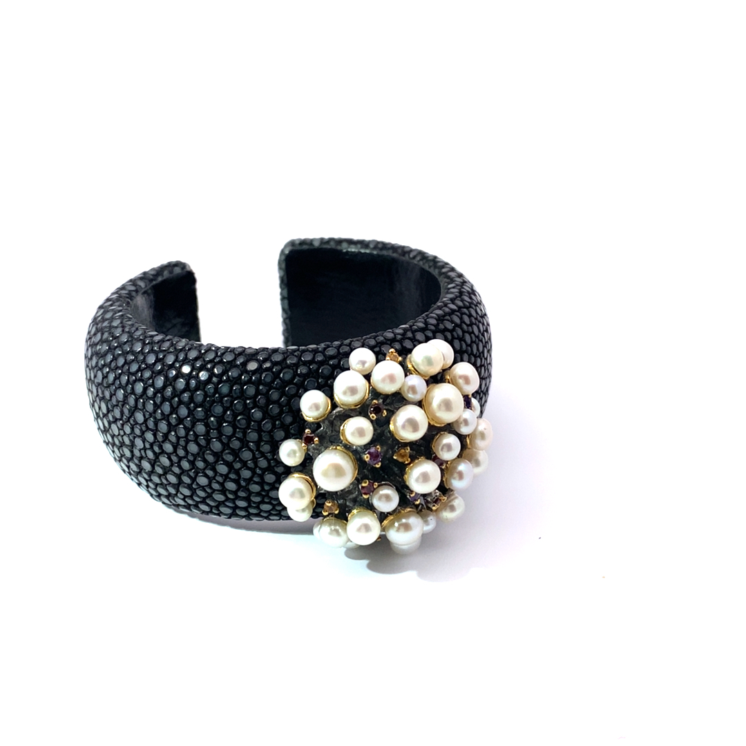 Perl Rochenleder Armreif CRAZY MOOD 925er Silber mit farbigen Saphiren