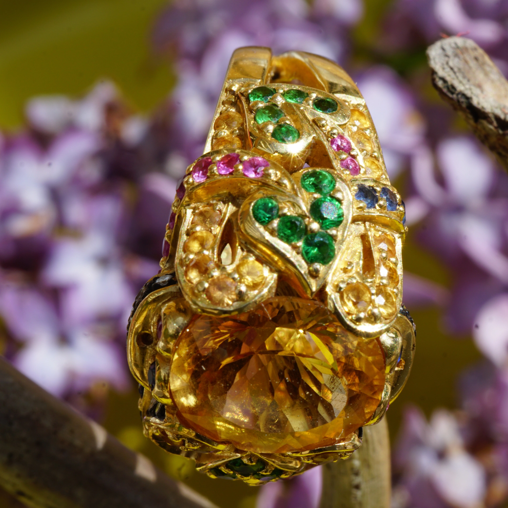 Edelstein Brillant Ring 750er Gelbgold...Phantasia....märchenhaft gestaltet....m. Meisterpunze