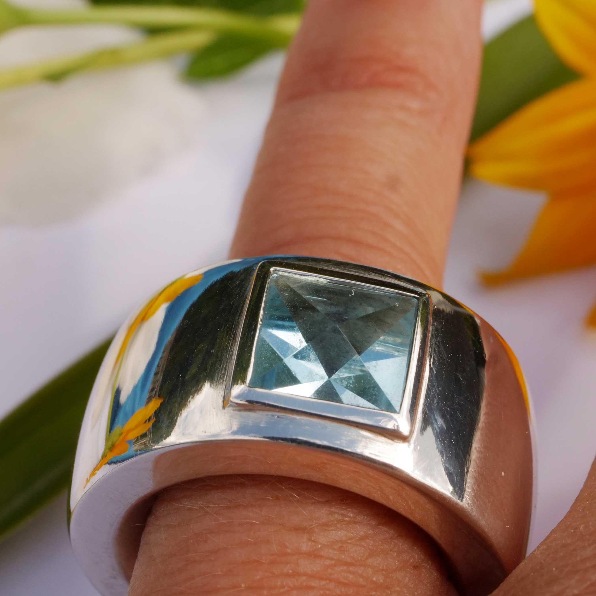 Original Schubart Blautopas Ring Düsseldorf 925er Silber 55 Gramm schwer poliert 