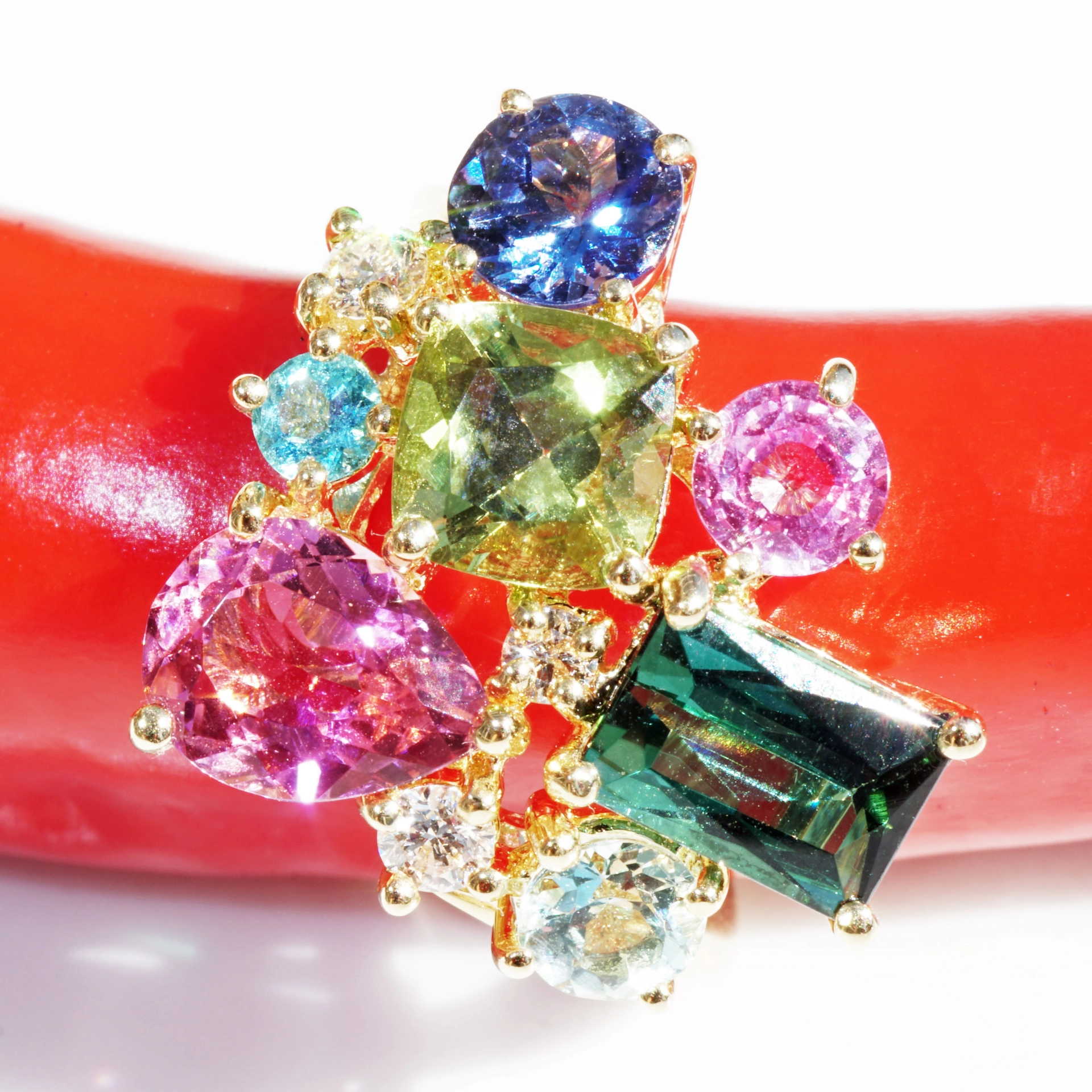 Edelstein Brillant Ring 750er Gelbgold...ein Potpourrie an berauschenden Farben