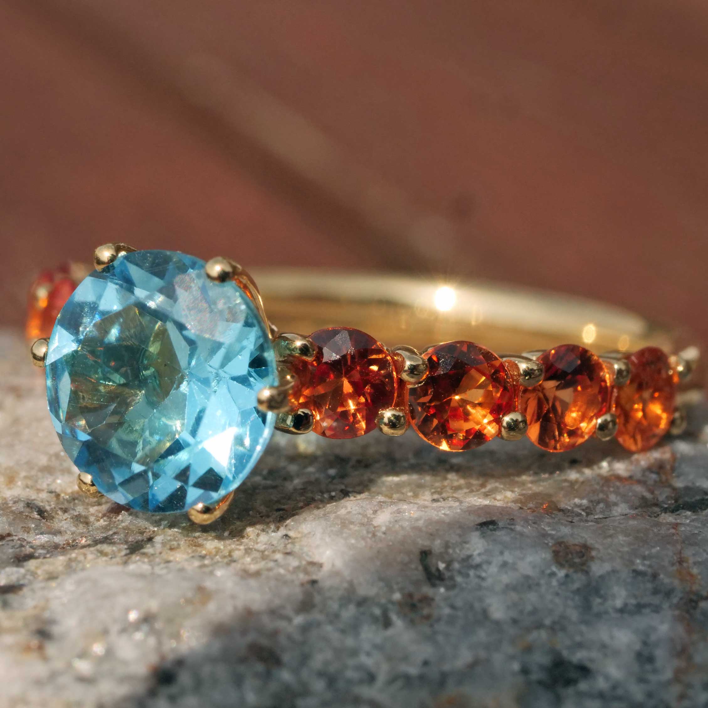Cooler Farbstein Schmuck I Saphir Topas Ring in 750er Gelbgold 2.41 ct in skyblueblau und mandarinorange