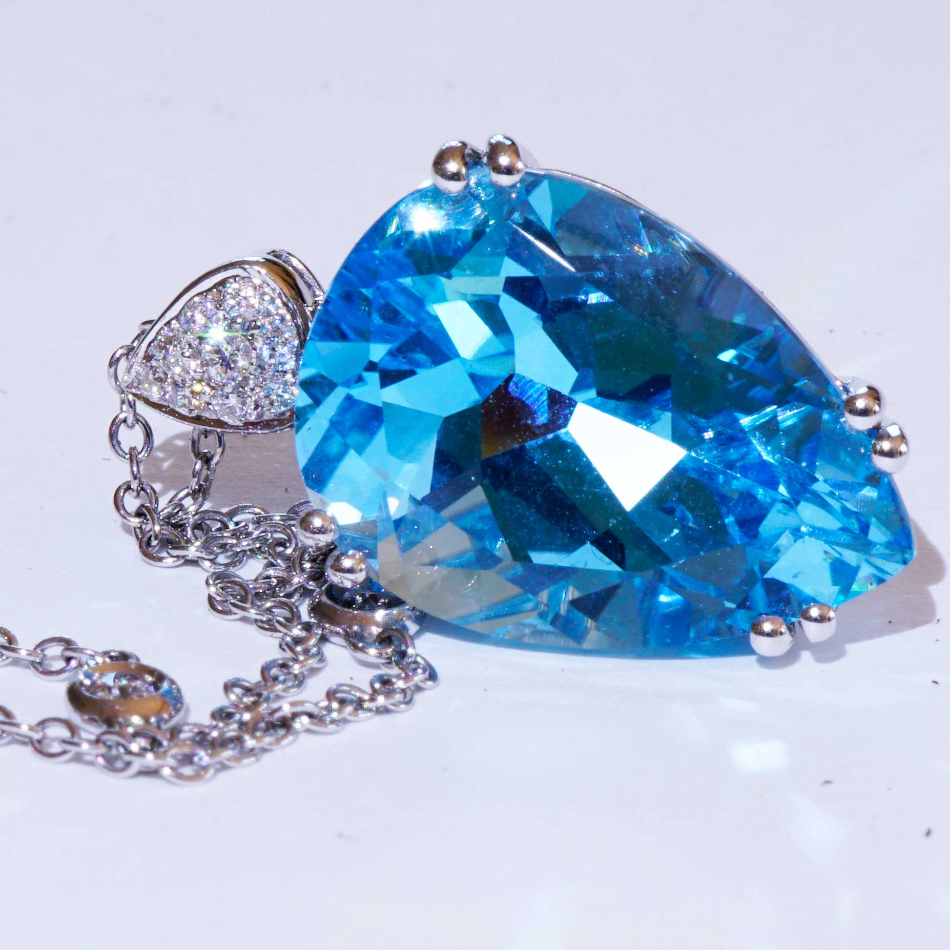 Blautopas Brillant Anhänger 750er Weissgold 14 ct 0.11 ct ...Aqua Wasser Brillanz Tropfenform 