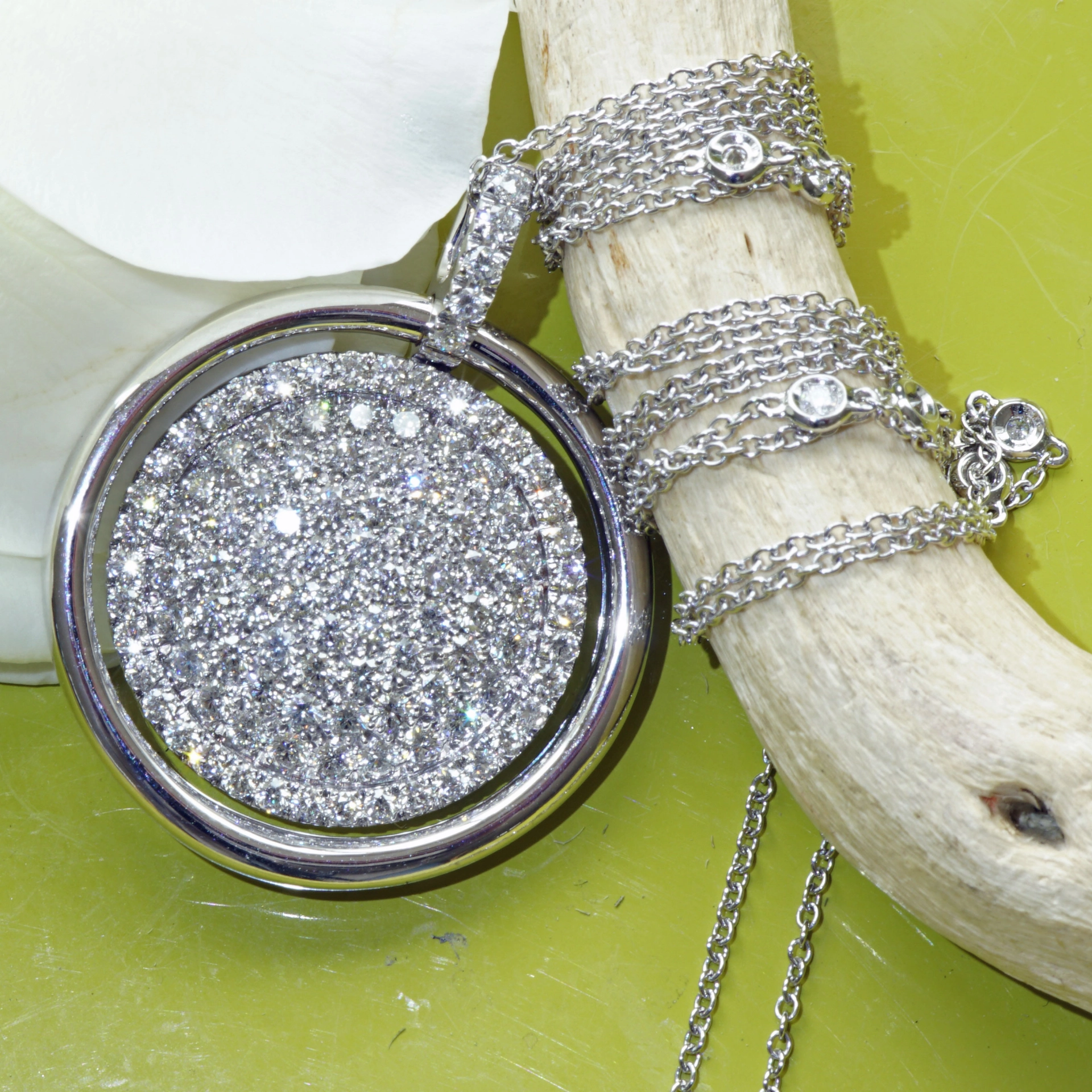 Brillant Anhänger mit Kette Deluxe 3.55 ct aus Traditionsgoldschmiede...ein Wunderwerk...