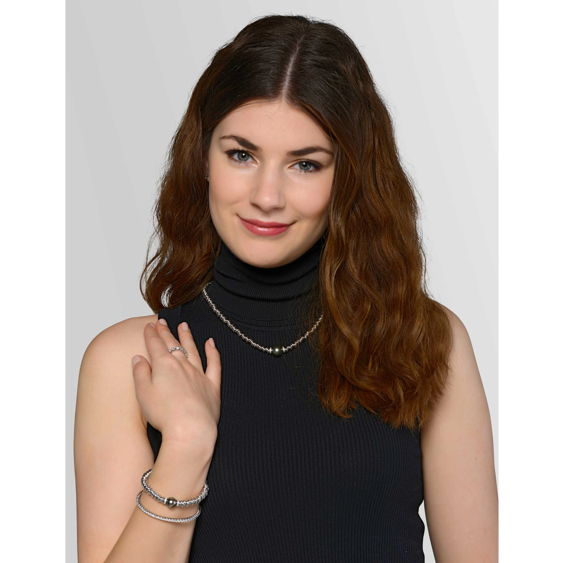 Brillant Armband LOOP Keramik schwarz facettiert 0.33 ct 750 Rosegold von Silhouette Schmuck Bentner