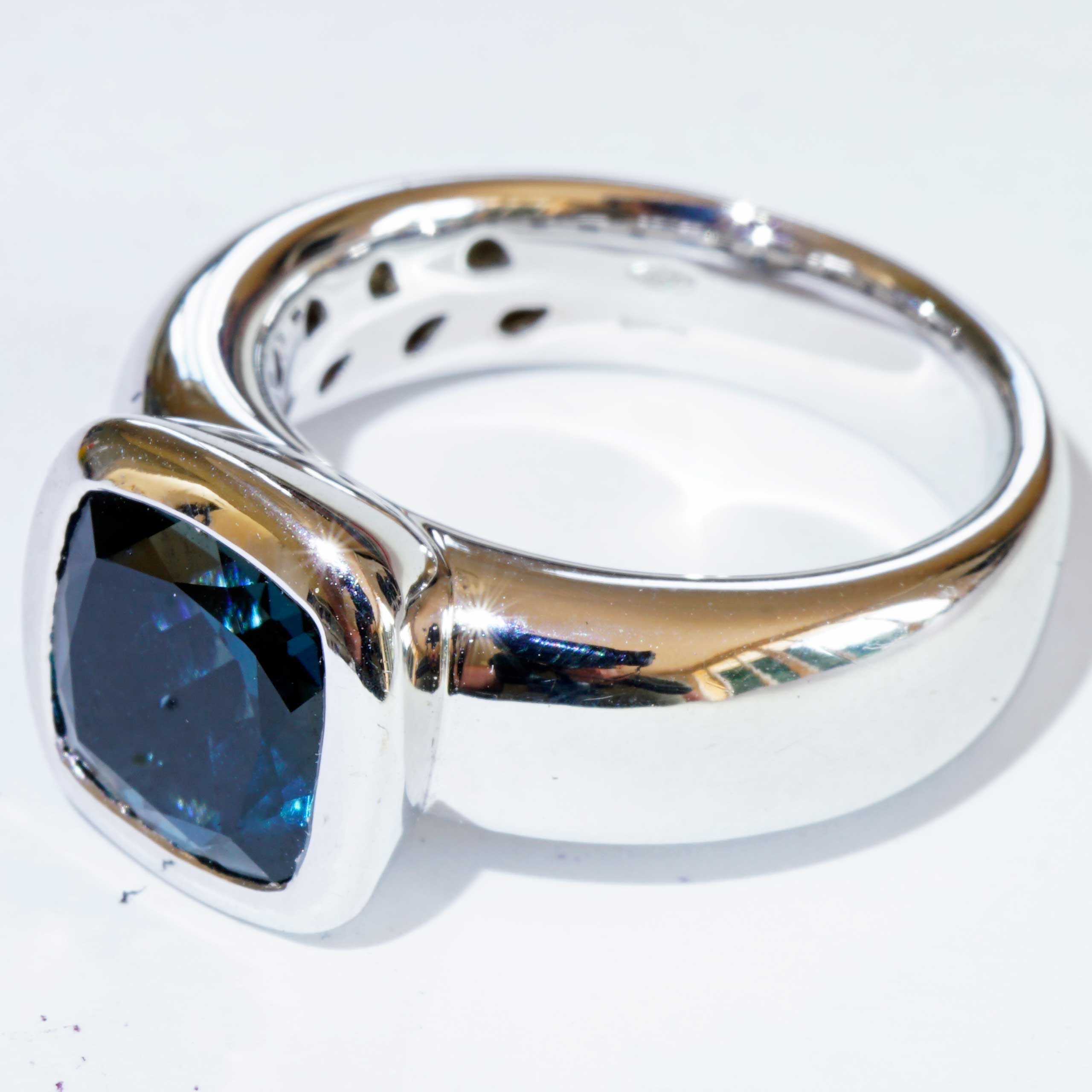 London Blue Topas Ring 750er Weissgold Valenza .....bella Italia....kleiner Kardinalring...so trendy