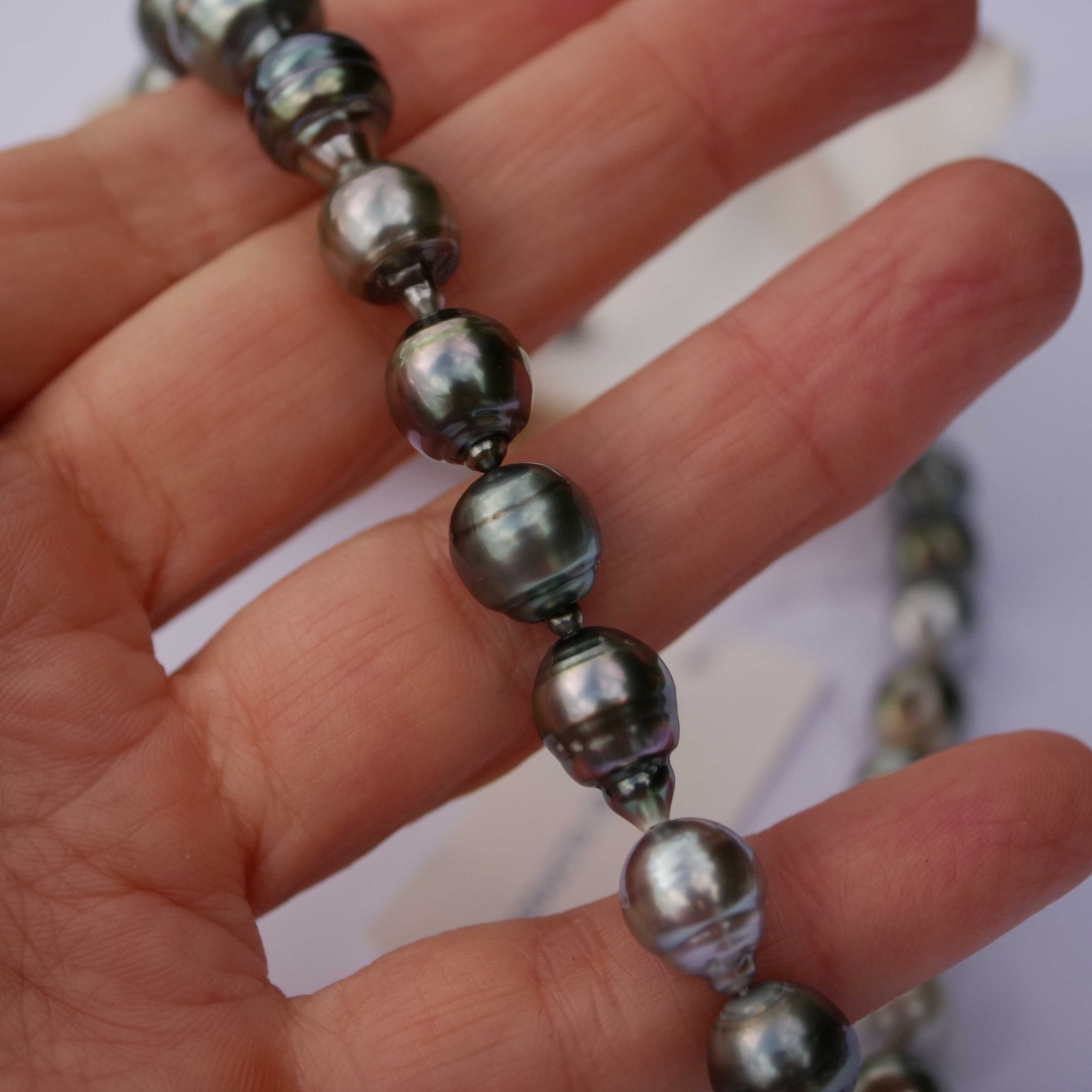 Tahiti Zuchtperl Strang 8-11  mm barocke schöne Qualität mit intensiven Lüster unbehandelt 