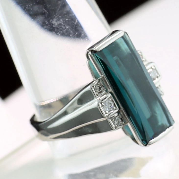 Indigolith Brillant Ring 900er-Platin 4.71 ct 0.10 ct