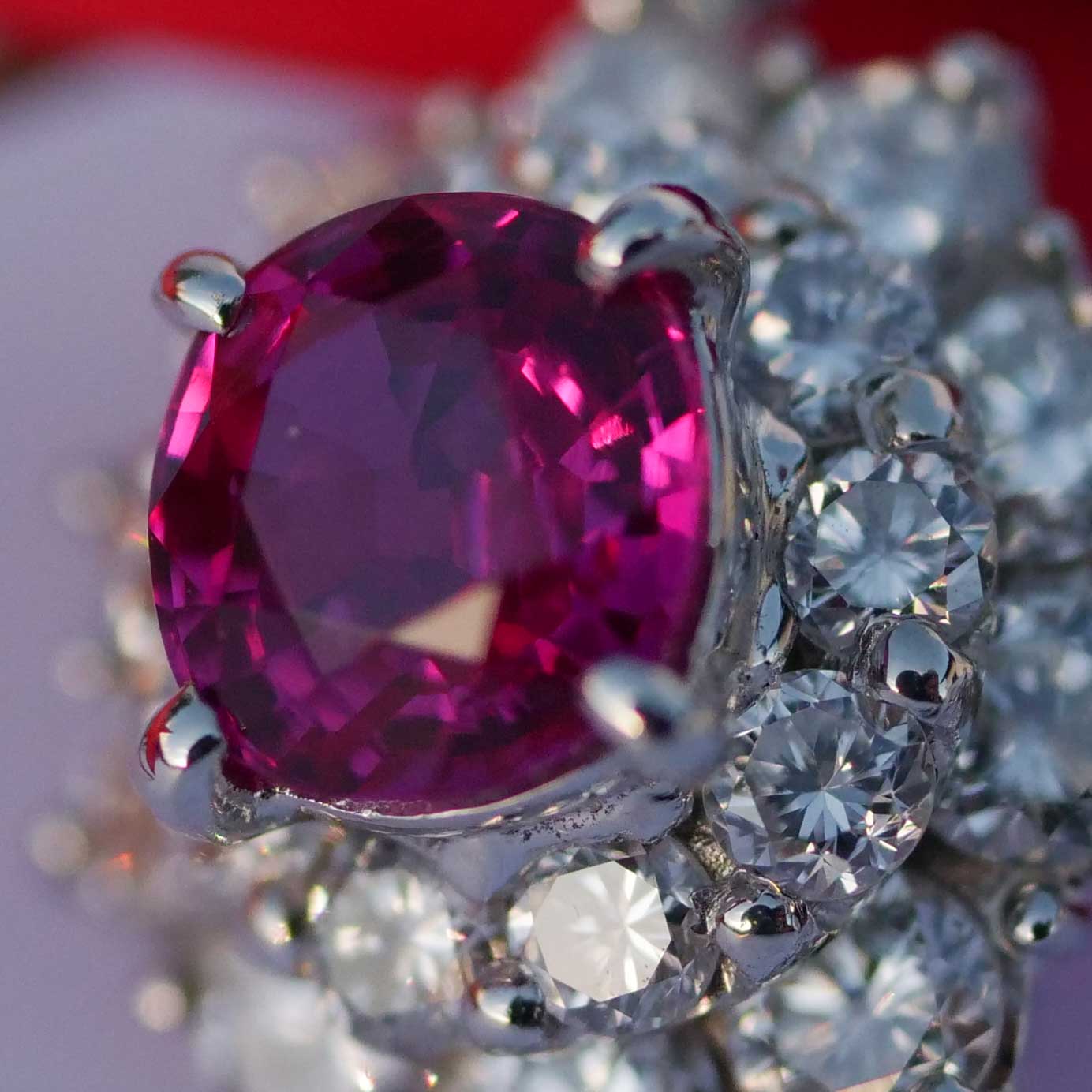 BURMA unerhitzt Rubin Brillant Anhänger m. Kette 0.84 ct 1.01 ct GIA Zertifikat 900er/850er Platin 