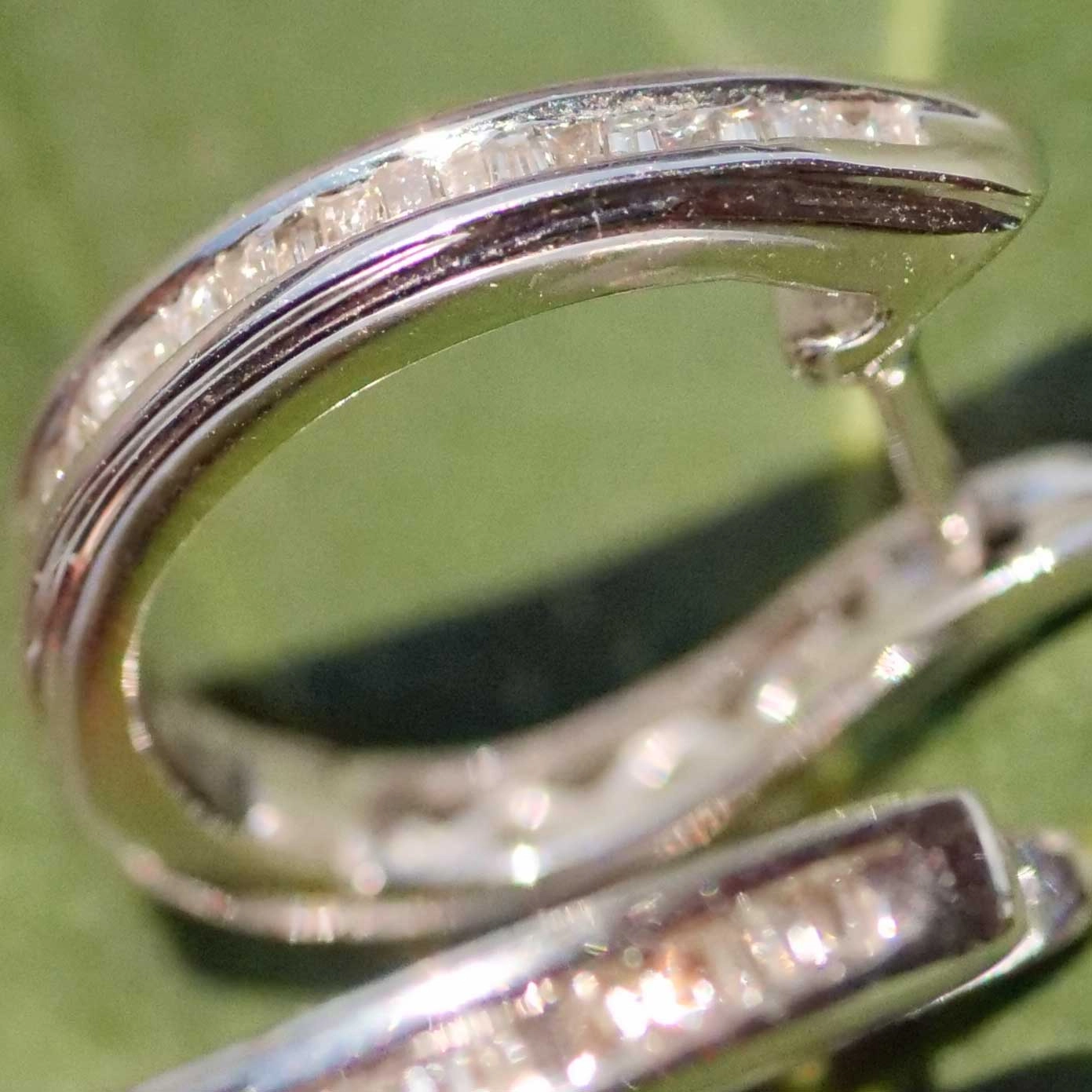Diamant Klapp Creolen 0.25 ct W / SI 585er Weissgold ideal zum Einhängen
