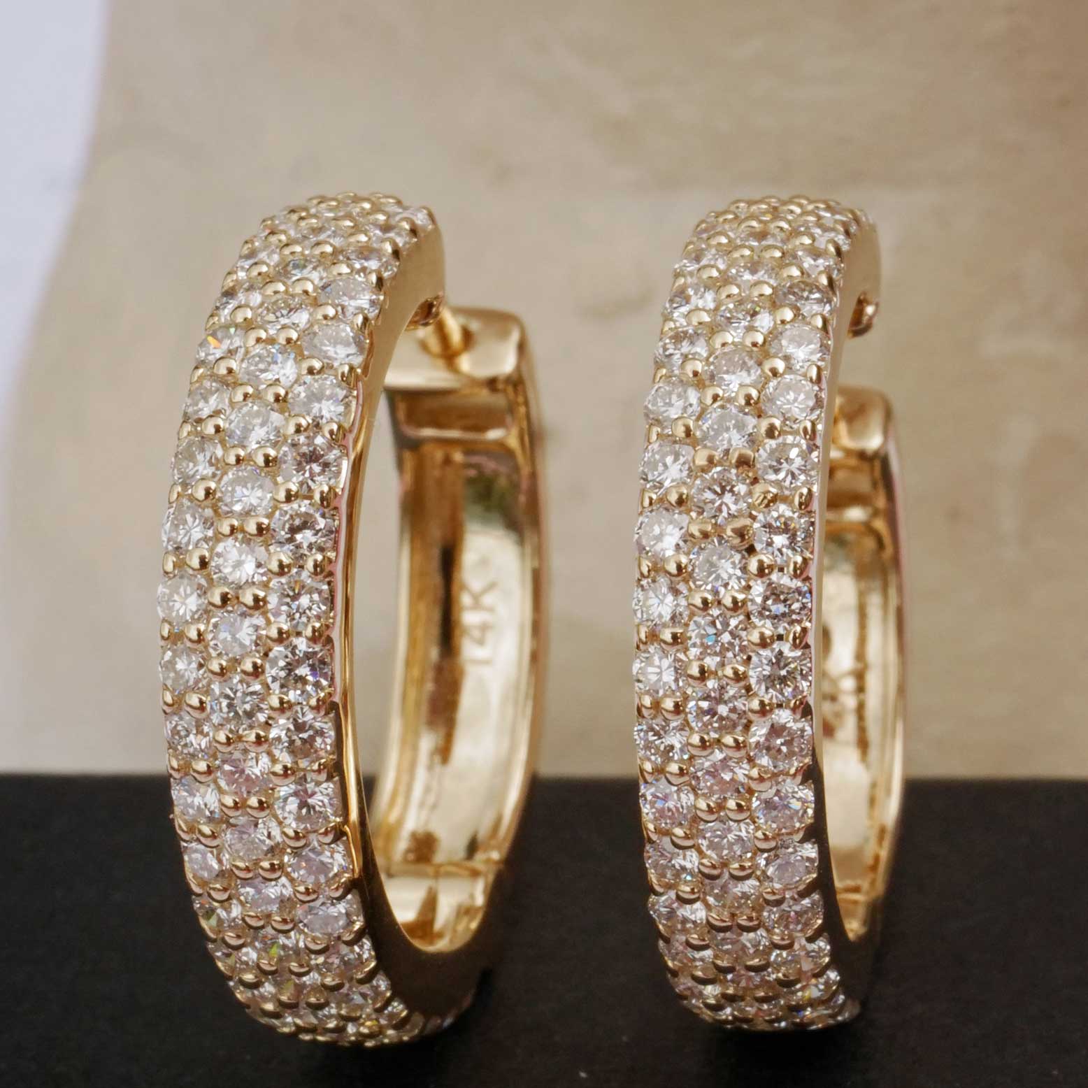 Brillant Klapp Creolen 1.39 ct TW VS Labor Diamanten in 585er Gelbgold.... für ein Bruchteil des Naturdiamant Preises   Brillant Klapp Creolen 1.39 ct TW VS Labor Diamanten in 585er Gelbgold.... für ein Bruchteil des Naturdiamant Preises