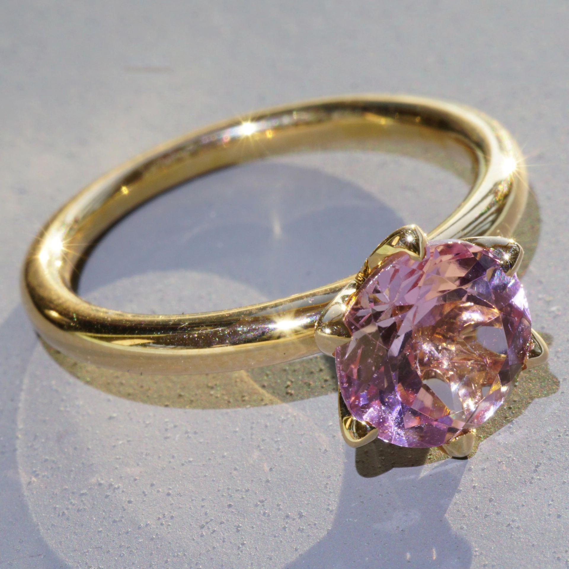 Bestseller Kombinationsring..pink Turmalin Ring in 750er Rosegold hergestellt in Valenza...toll mass