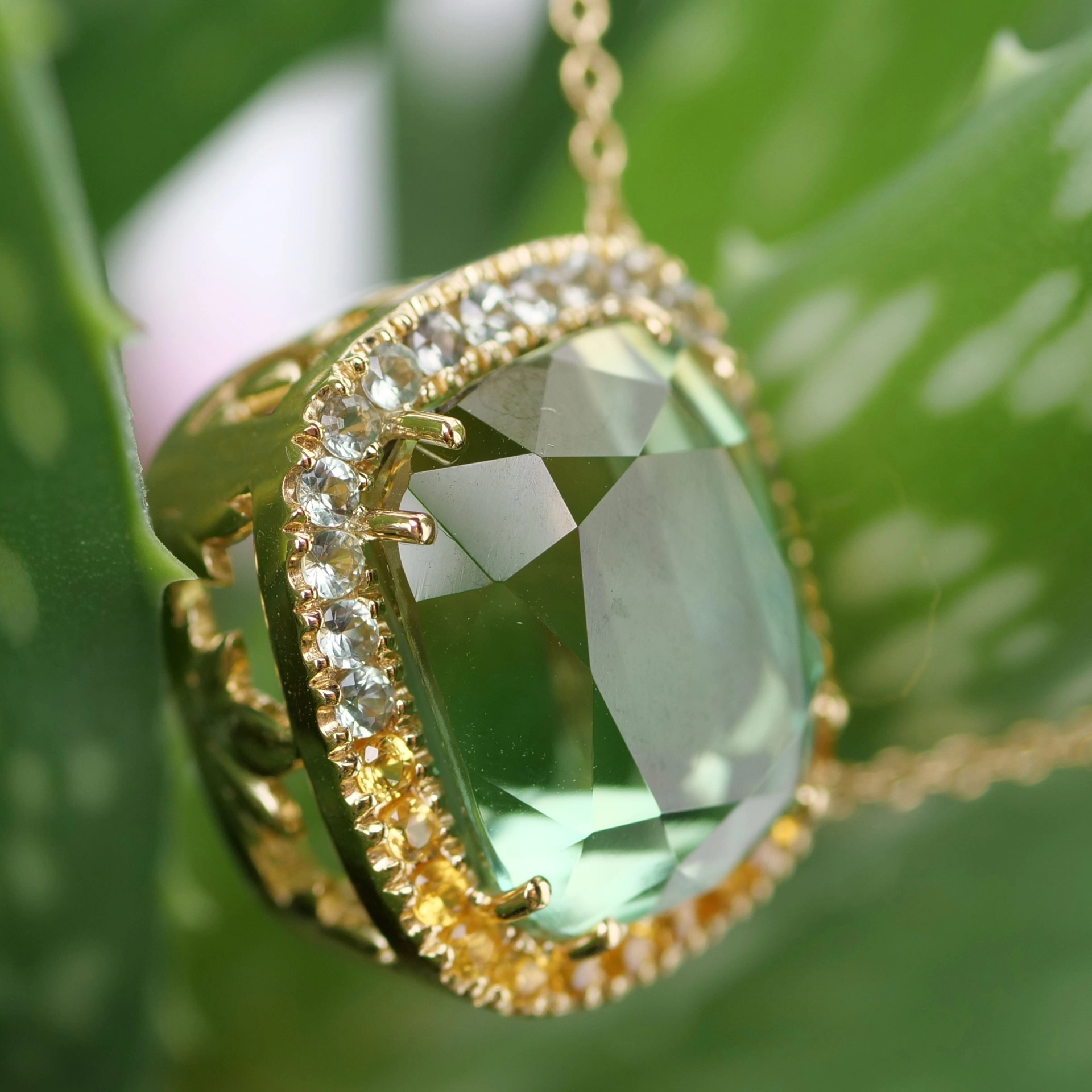 Turmalin Collier 750er Gelbgold 17 ct bicolor AAA+ Afrika grün-gelb....Himmelsfarben