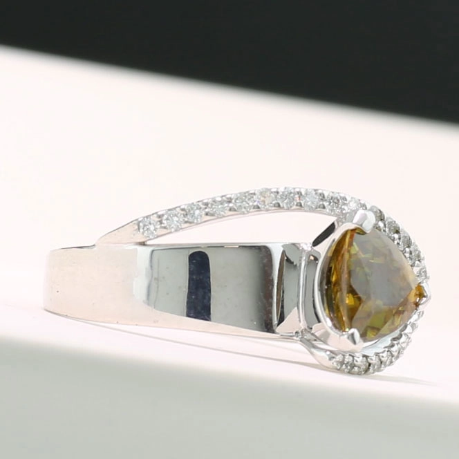 Sphen Brillant Ring 750er Weißgold 1.58 ct 0.23 ct