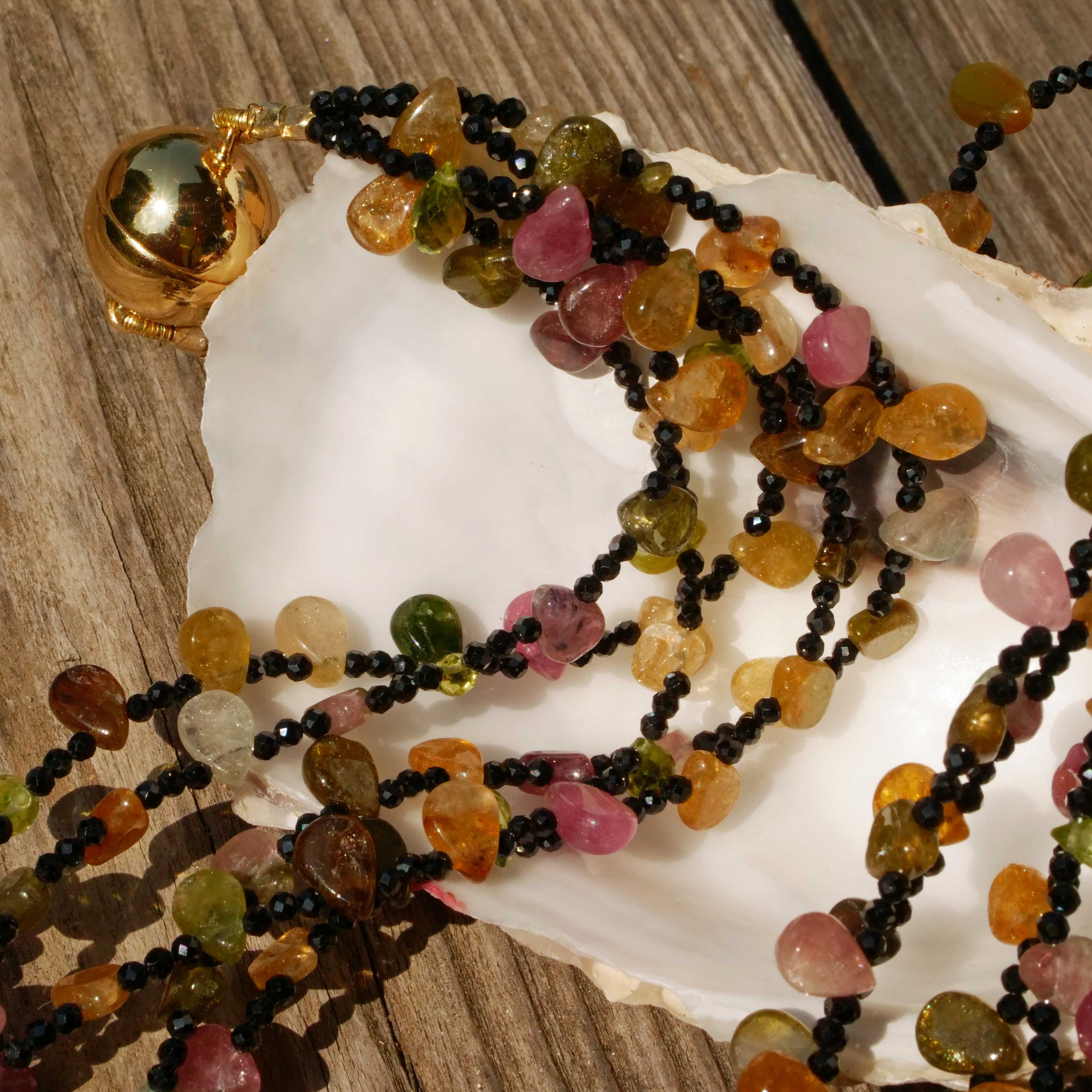 Turmalin Spinell Collier mit Magnetschliesse in 925er Silber/vergoldet 49,5 cm 5-reihig