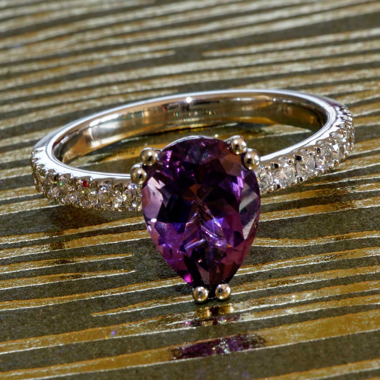 Violetter Amethyst Brillant Ring 750er Weissgold 1.50 ct 0.33 ct  made in Italy...Edelschmiede 