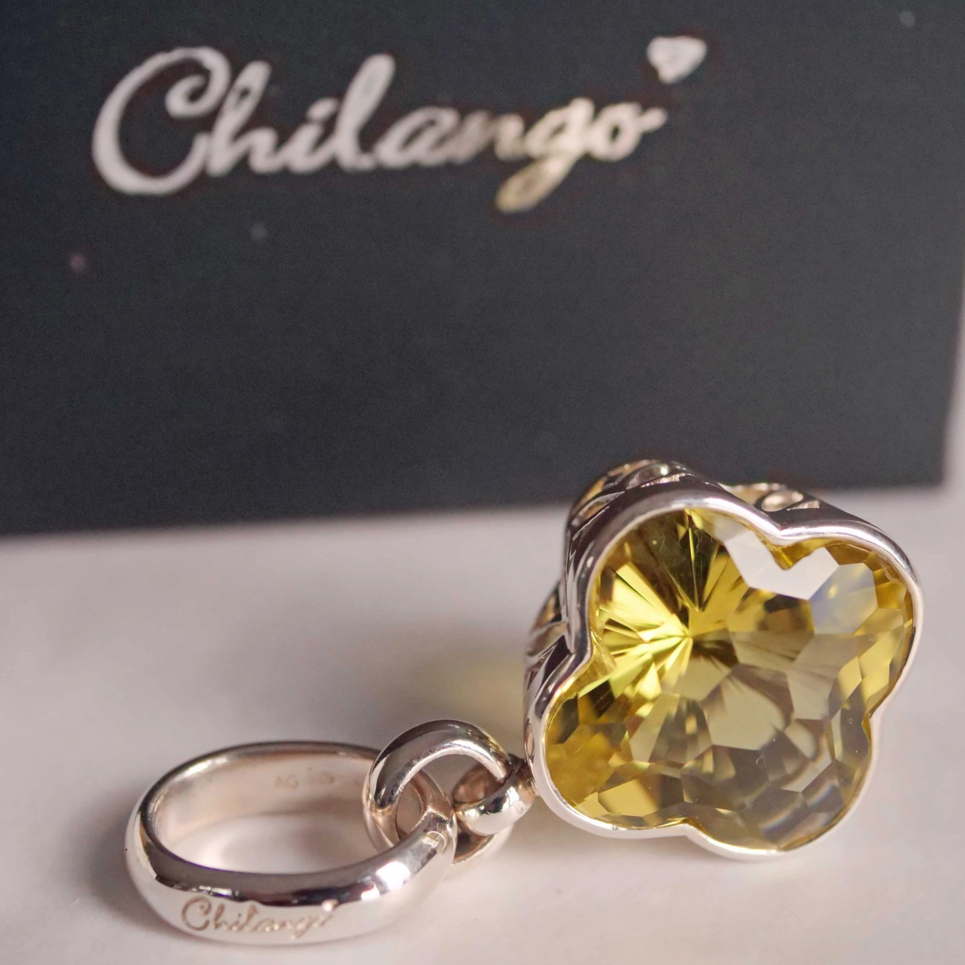 Chilango Anhänger Flower Diamond BR Honey Cut in Lemon Quarz 925er Silber
