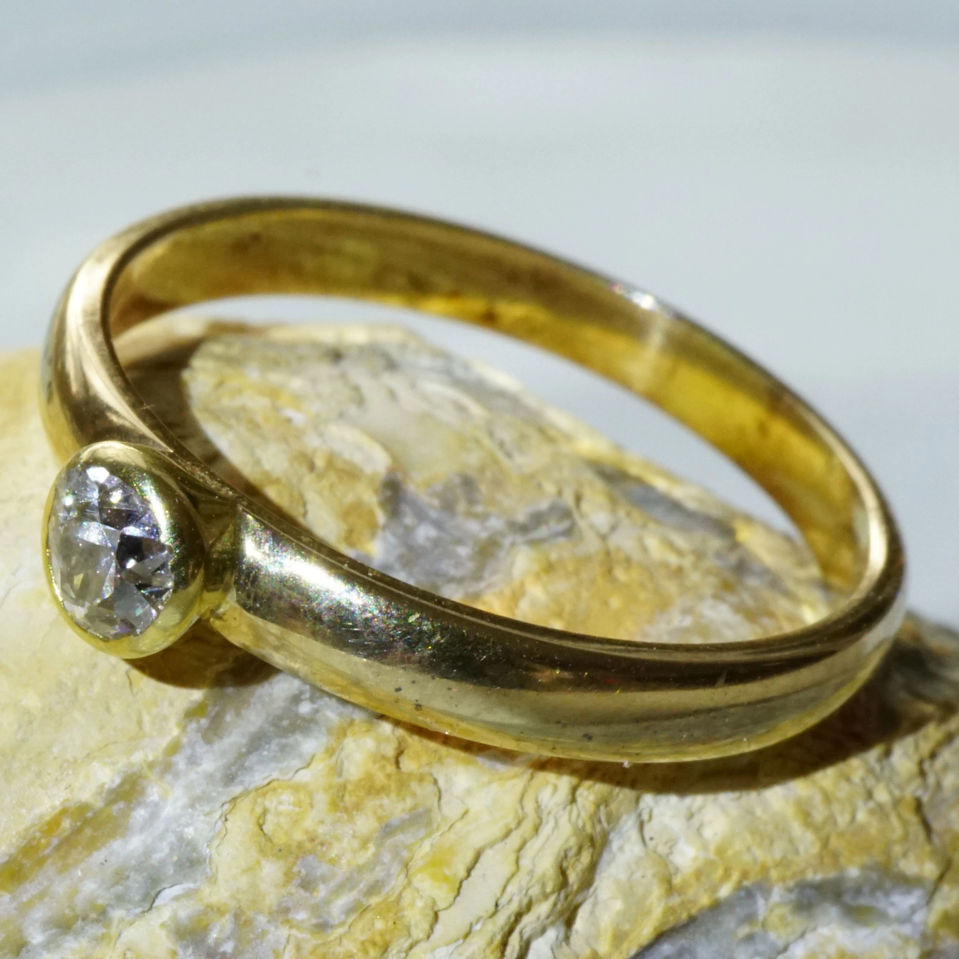 Altschliff Brillant Ring 585er Gelbgold 0.20 ct W VS-SI modern gefasst