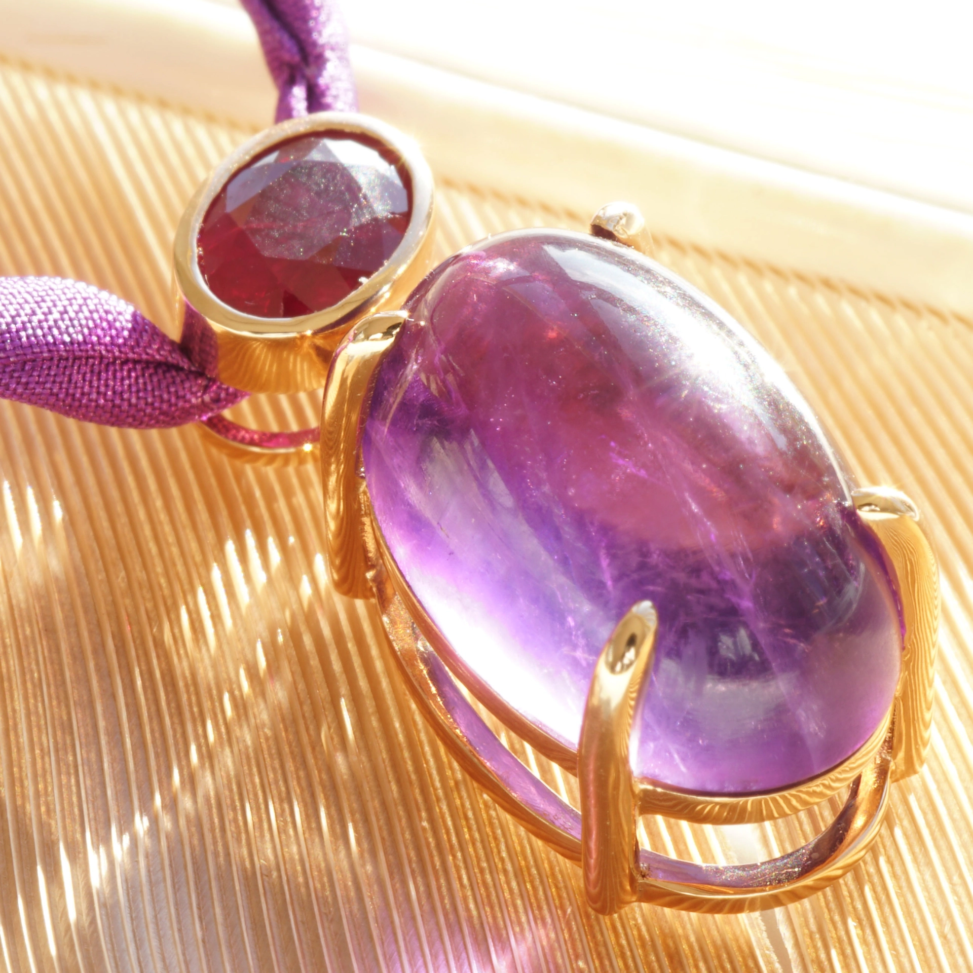 Rubin Amethyst Anhänger 750er Rosegold 1.06 ct 10.13 ct BURMA TOLLE FARBKOMBI