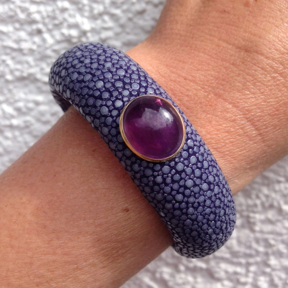 Amethyst Rochenleder Armreif  585er Gold 14 kt Gelbgold