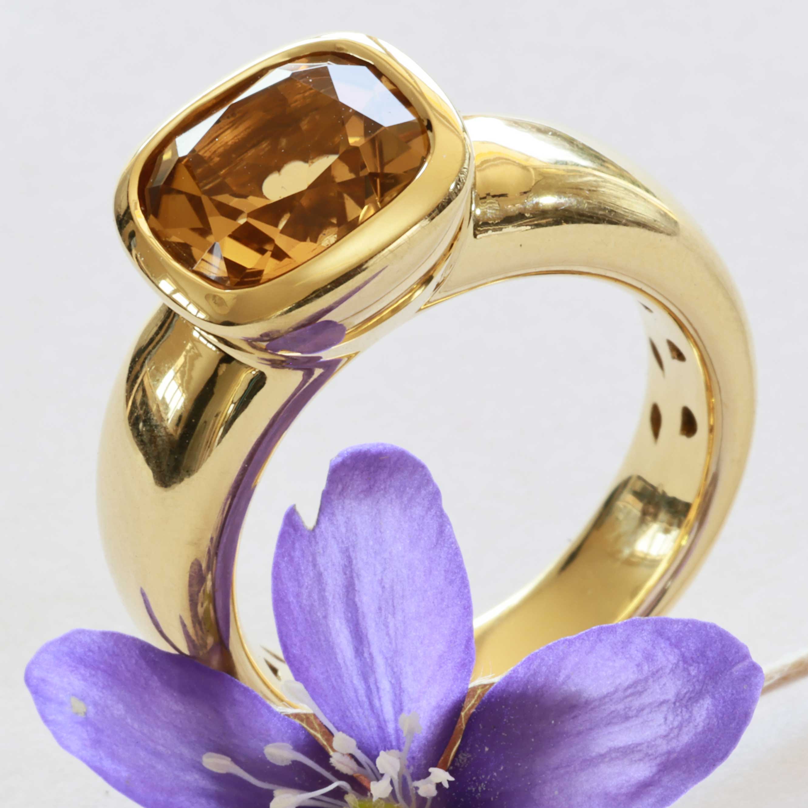 Citrin Ring 750er Gelbgold Valenza .....bella Italia....kleiner Kardinalring...so trendy 