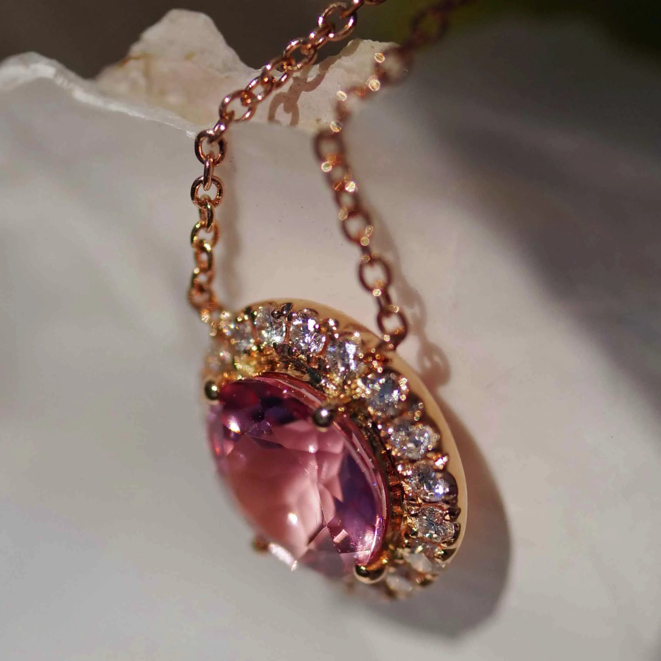 Turmalin Brillant Collier 750er Rosegold...Pink zum Verlieben....ein Hingucker und Launemacher