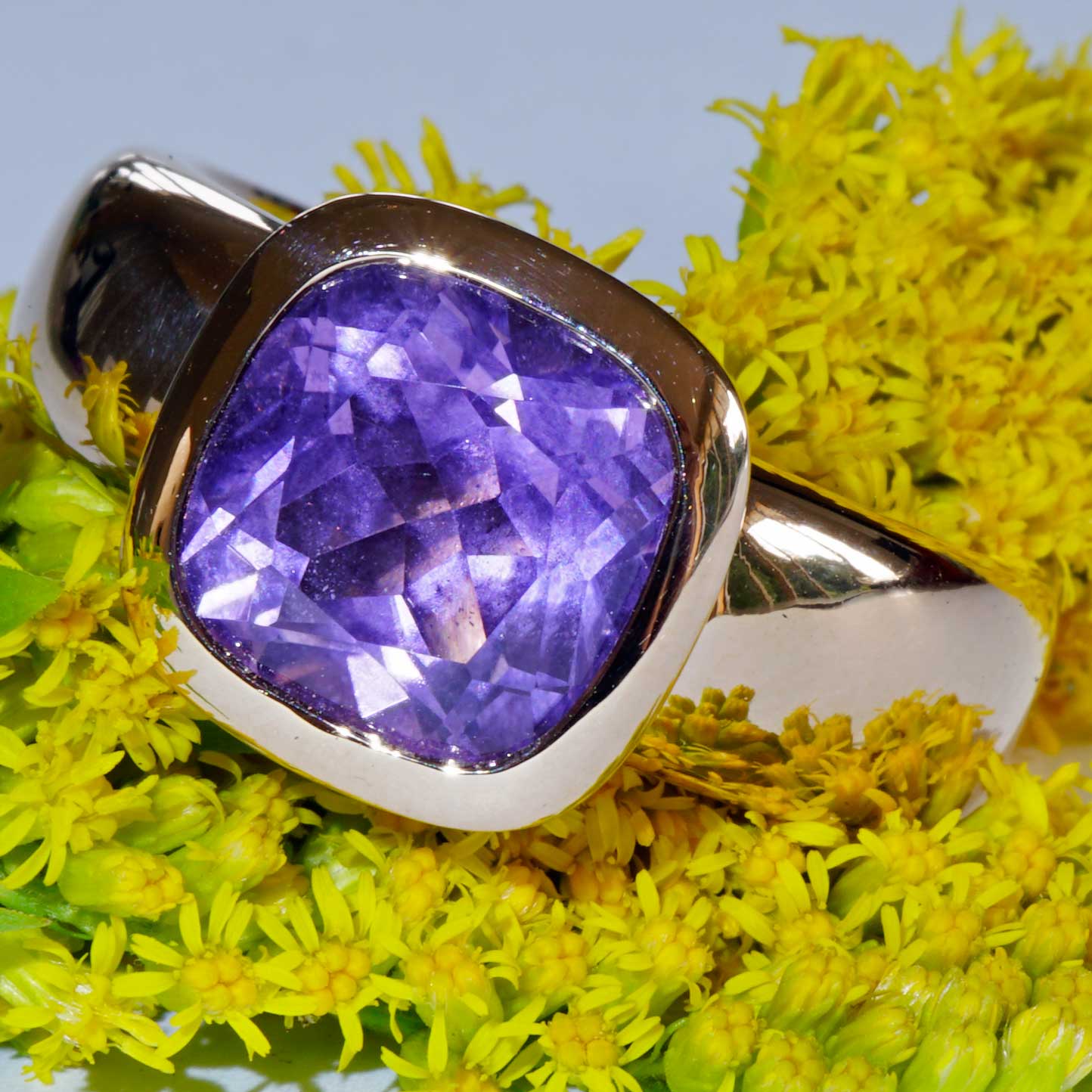 Amethyst Ring 750er Rosegold Valenza .....bella Italia....kleiner Kardinalring...so trendy