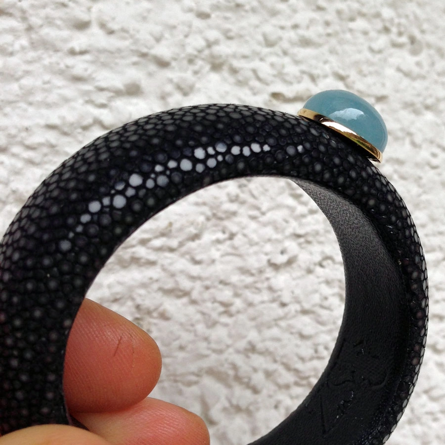 Aquamarin Rochenleder Armreif 585 er Gold 14kt Gelbgold
