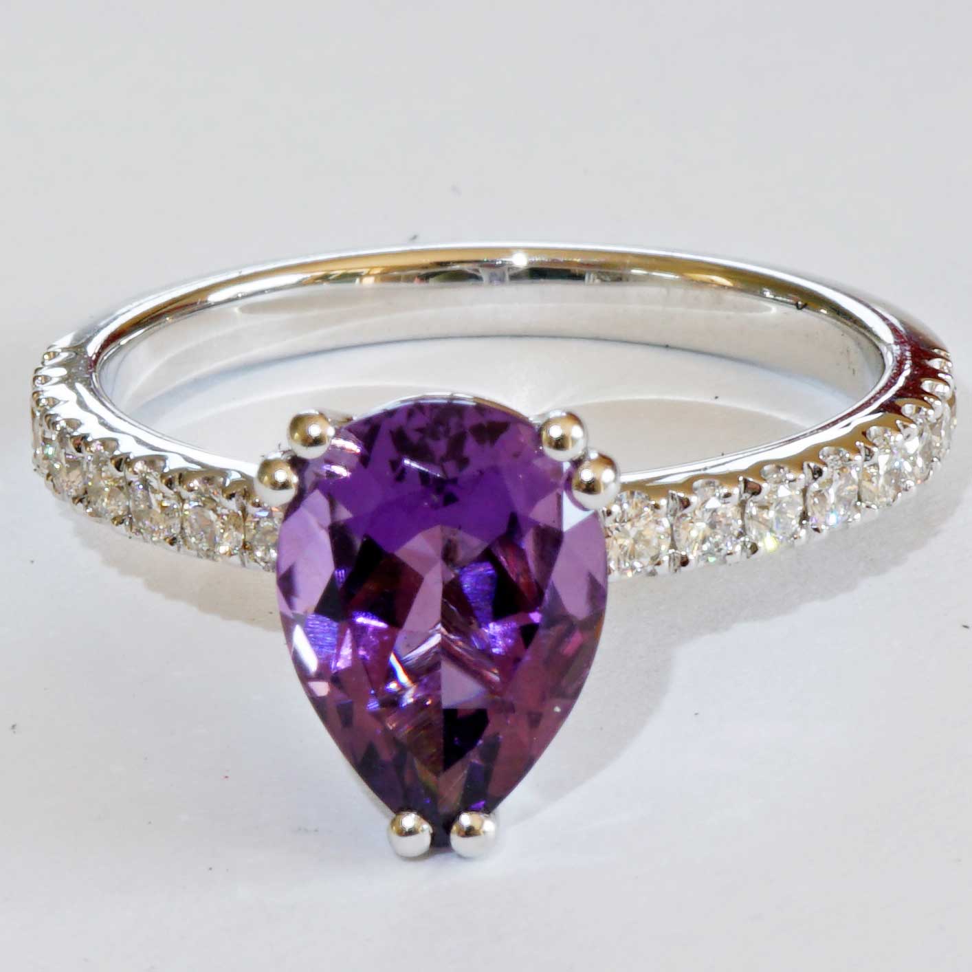 Violetter Amethyst Brillant Ring 750er Weissgold 1.50 ct 0.33 ct  made in Italy...Edelschmiede 
