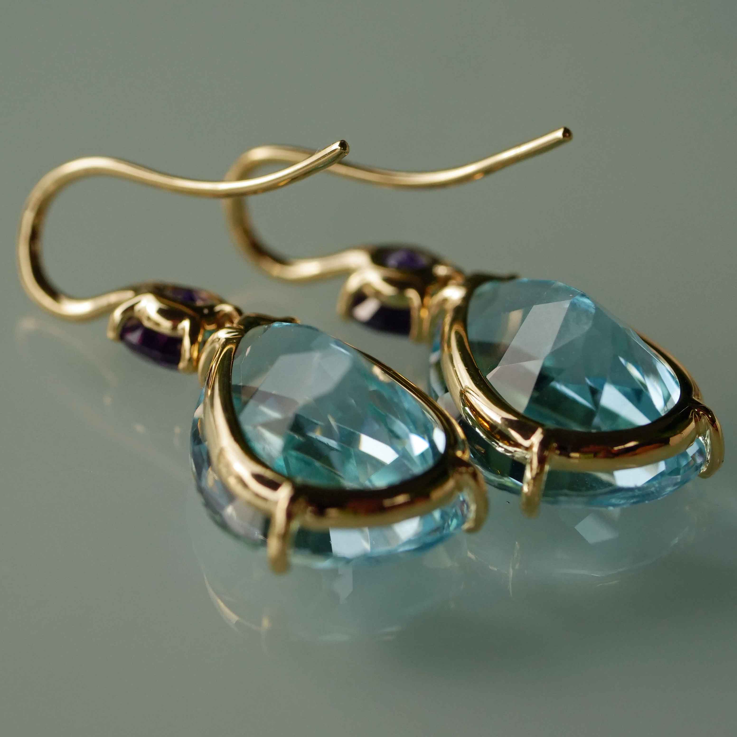 Ohrhänger Amethyst Blautopas 750er Gelbgold...üppig und sehr attraktiv total 28 carat 
