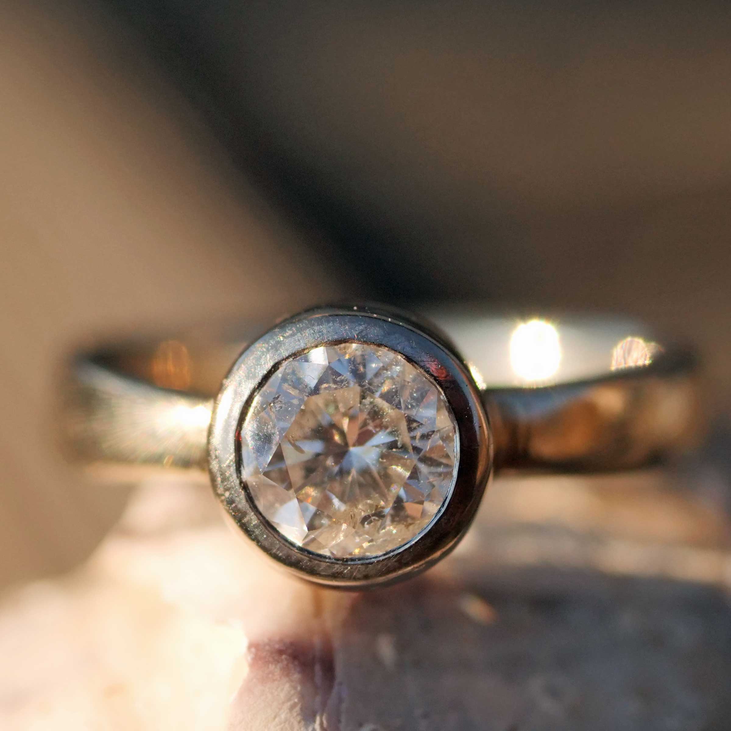 Brillant Ring 0.80 ct 585er Weissgold Weiss P2 im Übergangsschliff mit toller Brillanz