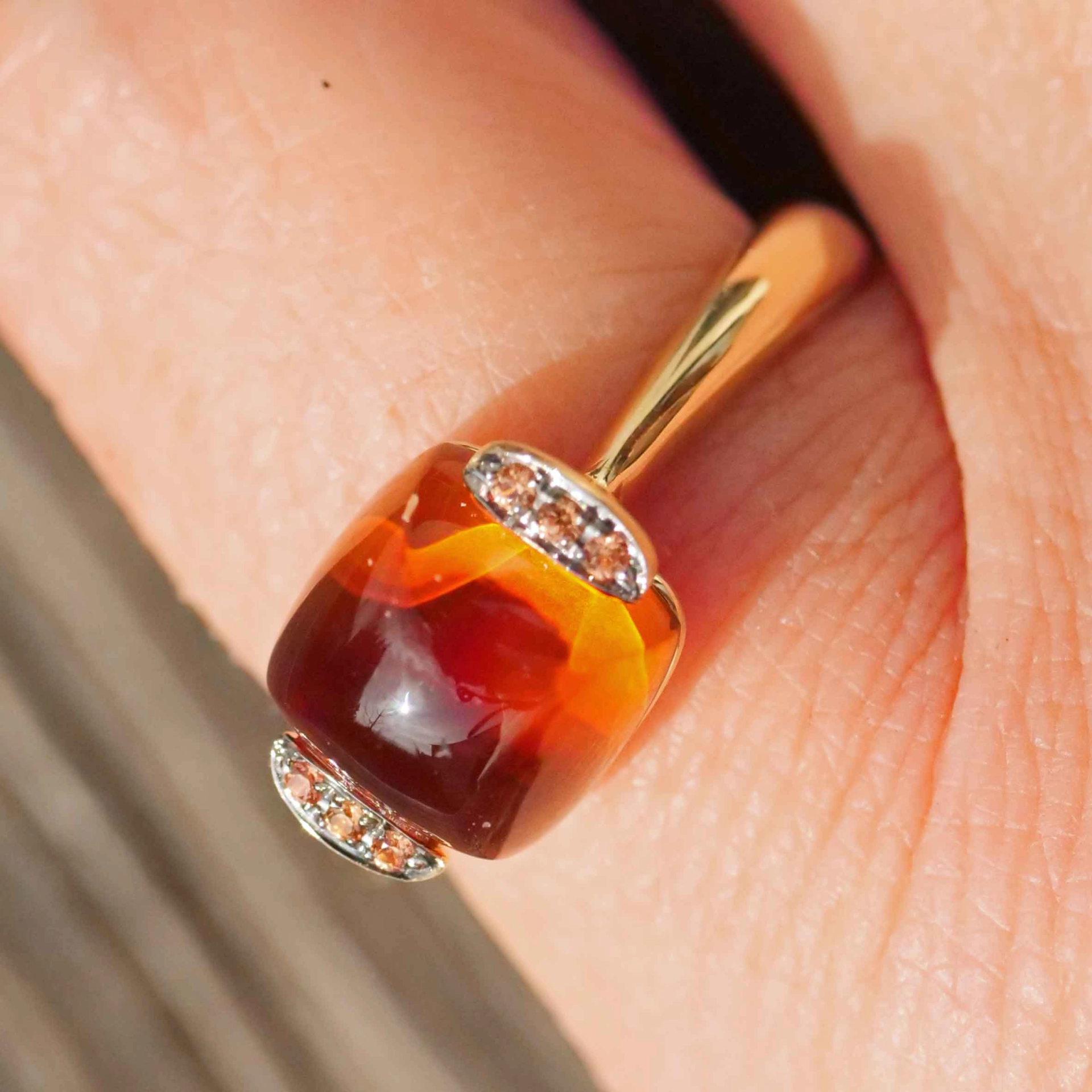 Citrin Saphir Ring 750er Gelbgold sweety Kombinationsring einfach lässig Kissenform