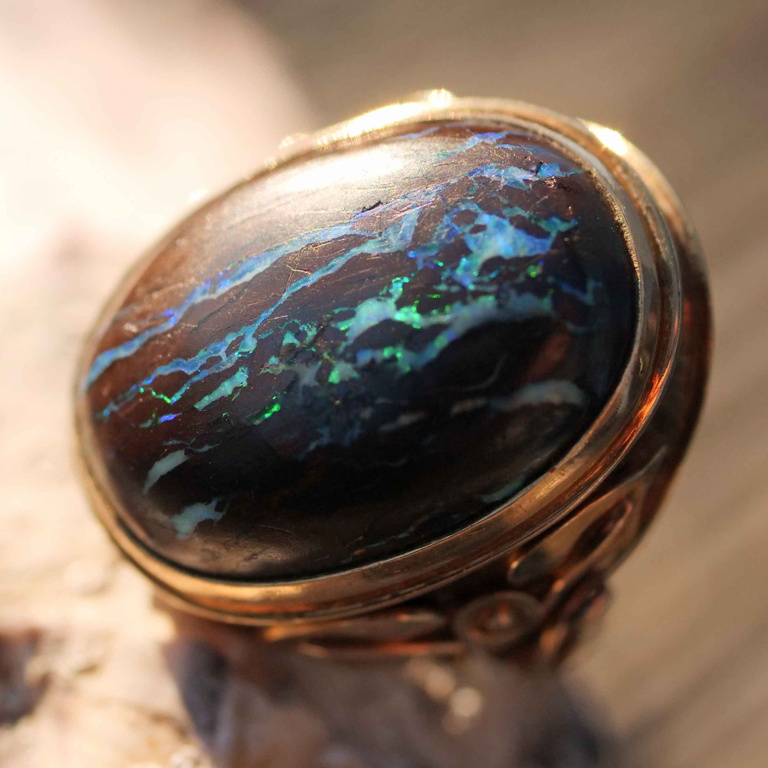 Boulderopal Ring Jugendstil um 1910 585er Gelbgold grün-blau Material Gold 500.-Euro