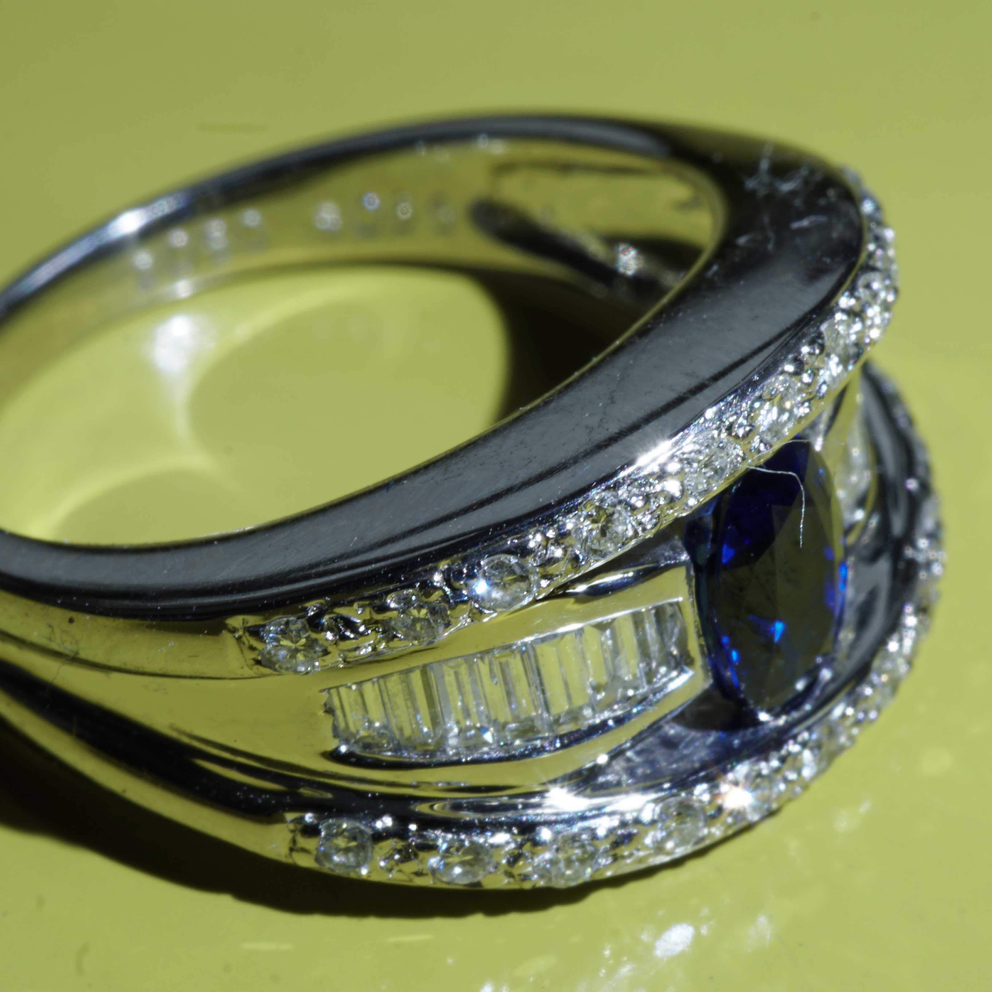 Saphir Brillant Ring 900er Platin 0.65 ct 0.50 ct feinster Saphir und Brillanten in Platin 