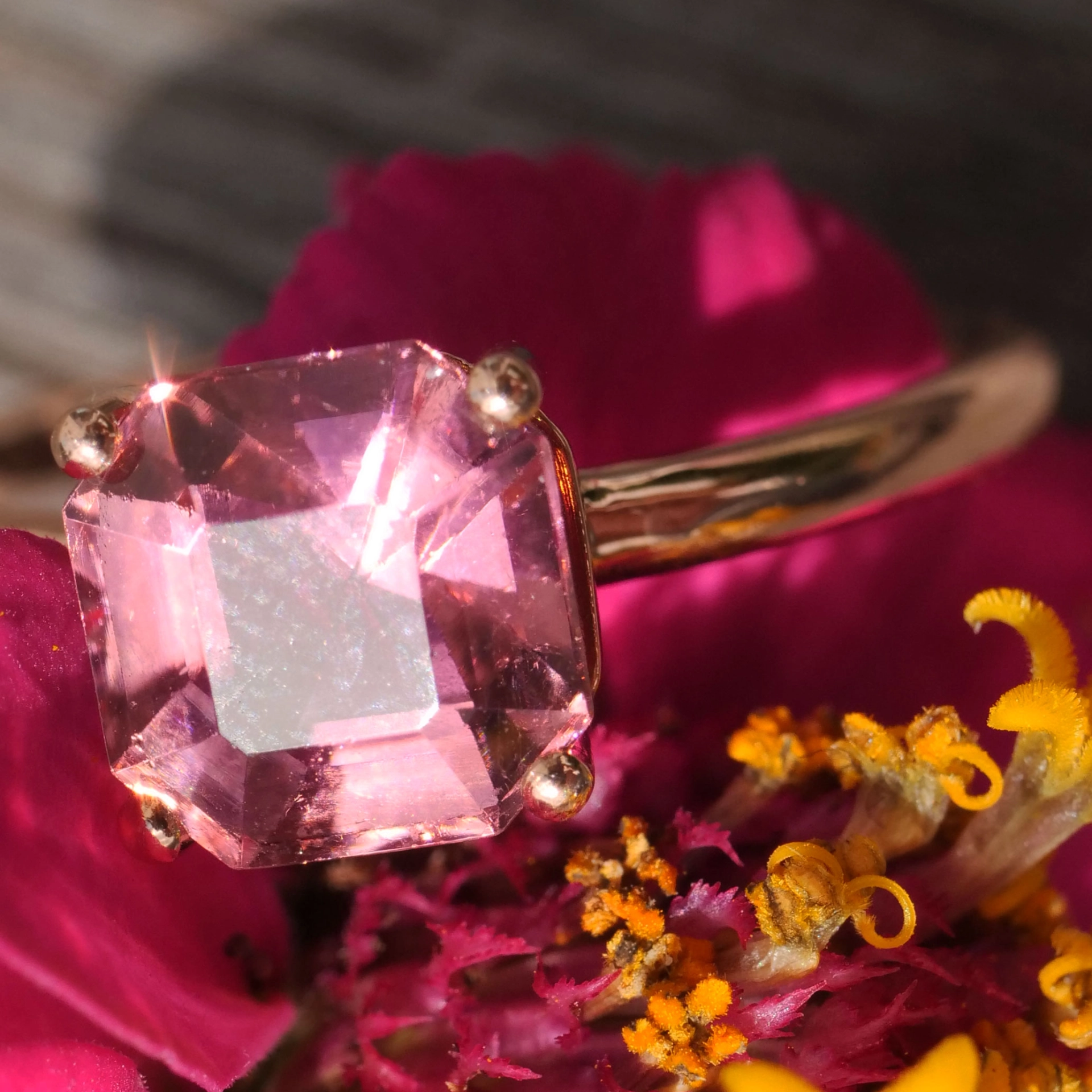 Turmalin Ring 750er Rosegold 2.36 ct grandiose Fliederfarbe Pink Bläulich AAA+