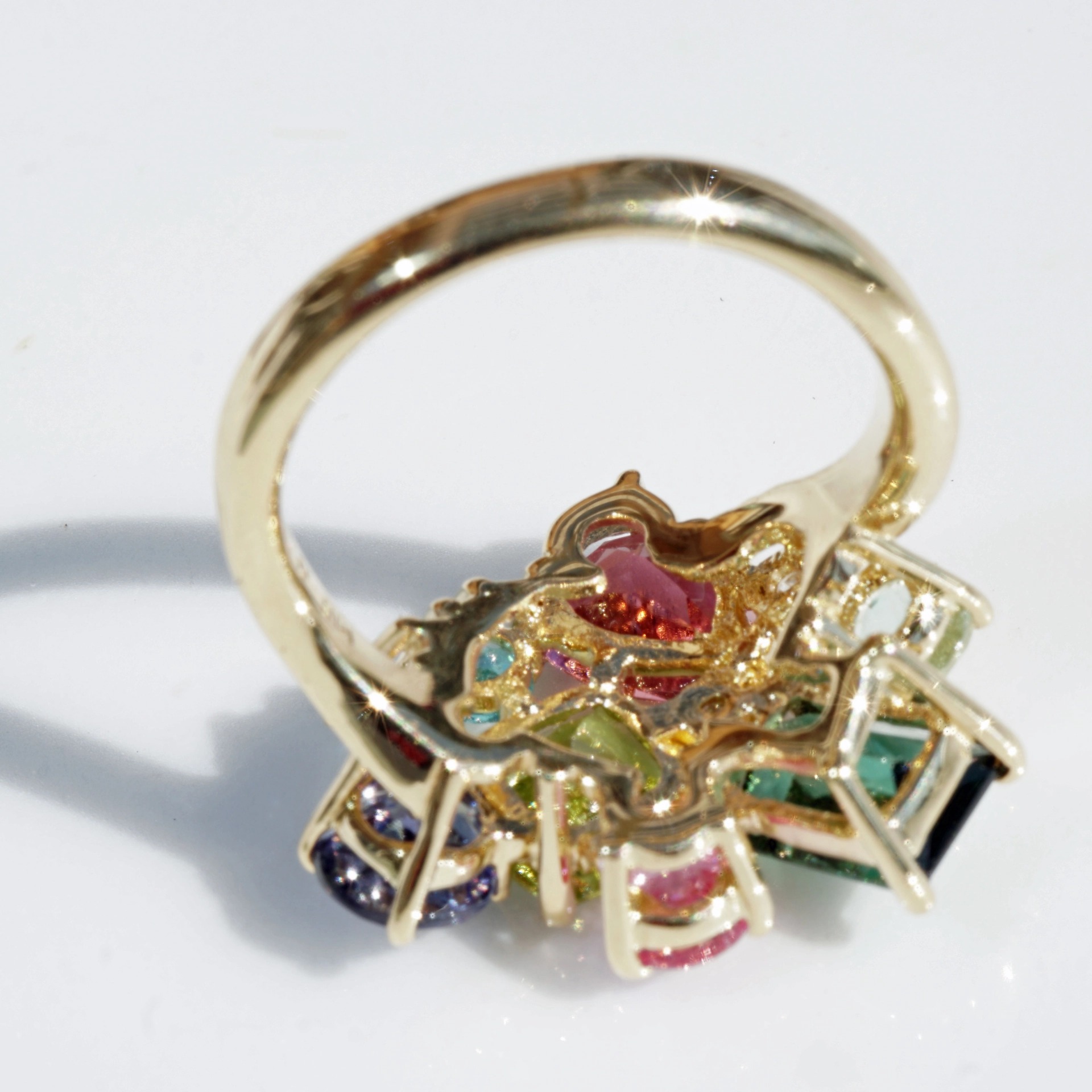 Edelstein Brillant Ring 750er Gelbgold...ein Potpourrie an berauschenden Farben