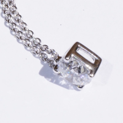 Brillant Collier rund 0.60 ct E hochfeines weiss SI2 5.25-5.31x3.39 mm GIA Gutachten 750er Weissgold