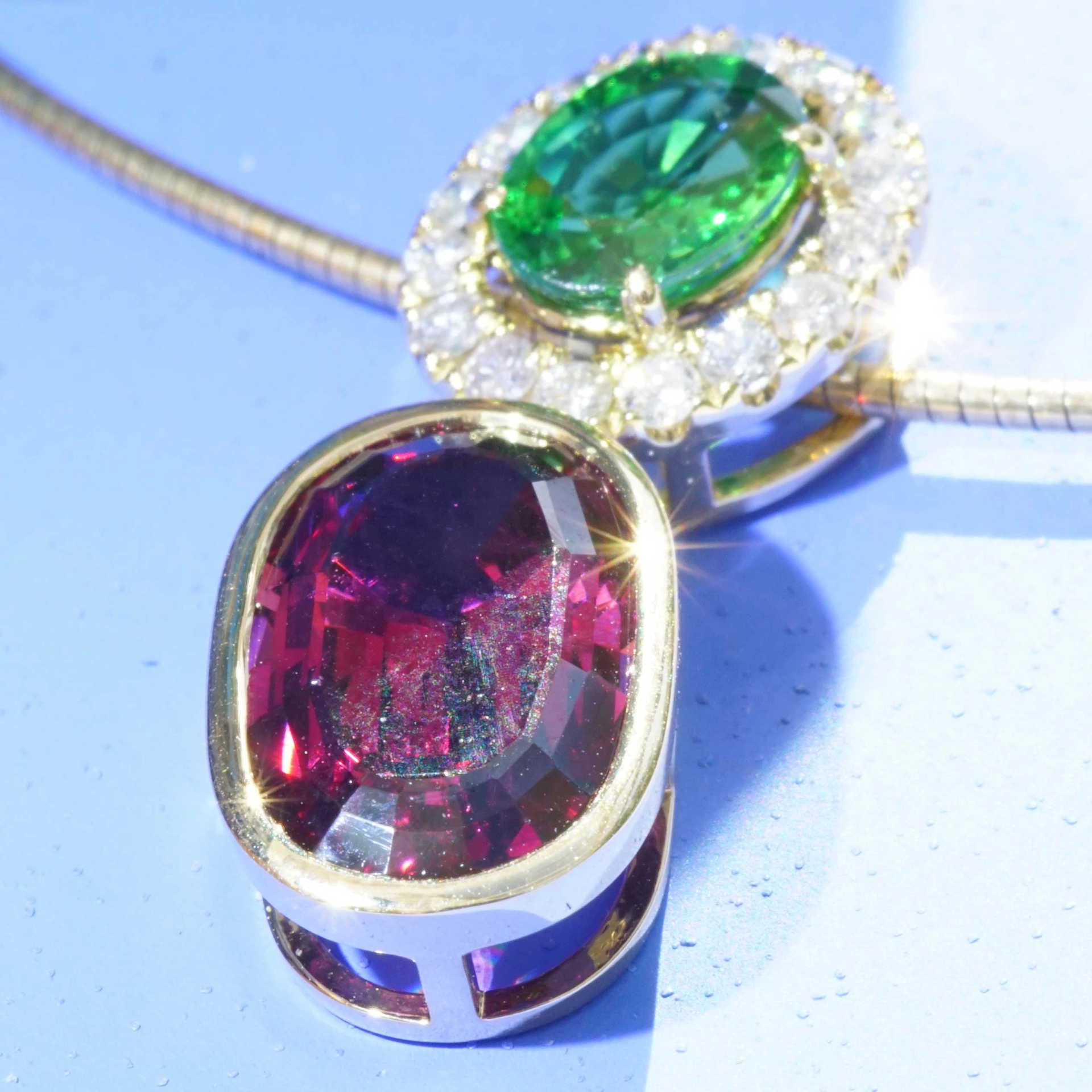 Tsavorith Rhodolith Brillant Anhänger 750er Gelbgold pink-grün.....farbengewaltiges Granat Duett