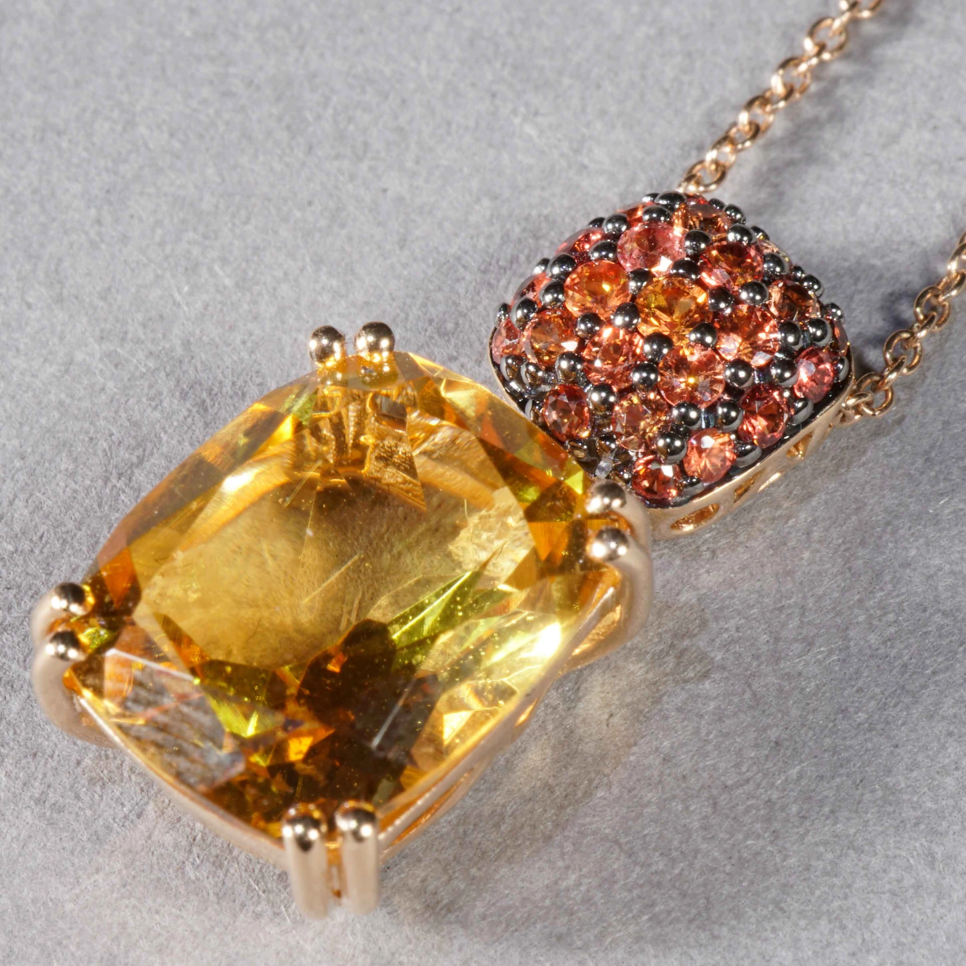 Collier Citrin Saphir 750er Rosegold...so edel und verzaubert den Tag....4.64 ct 0.42 ct