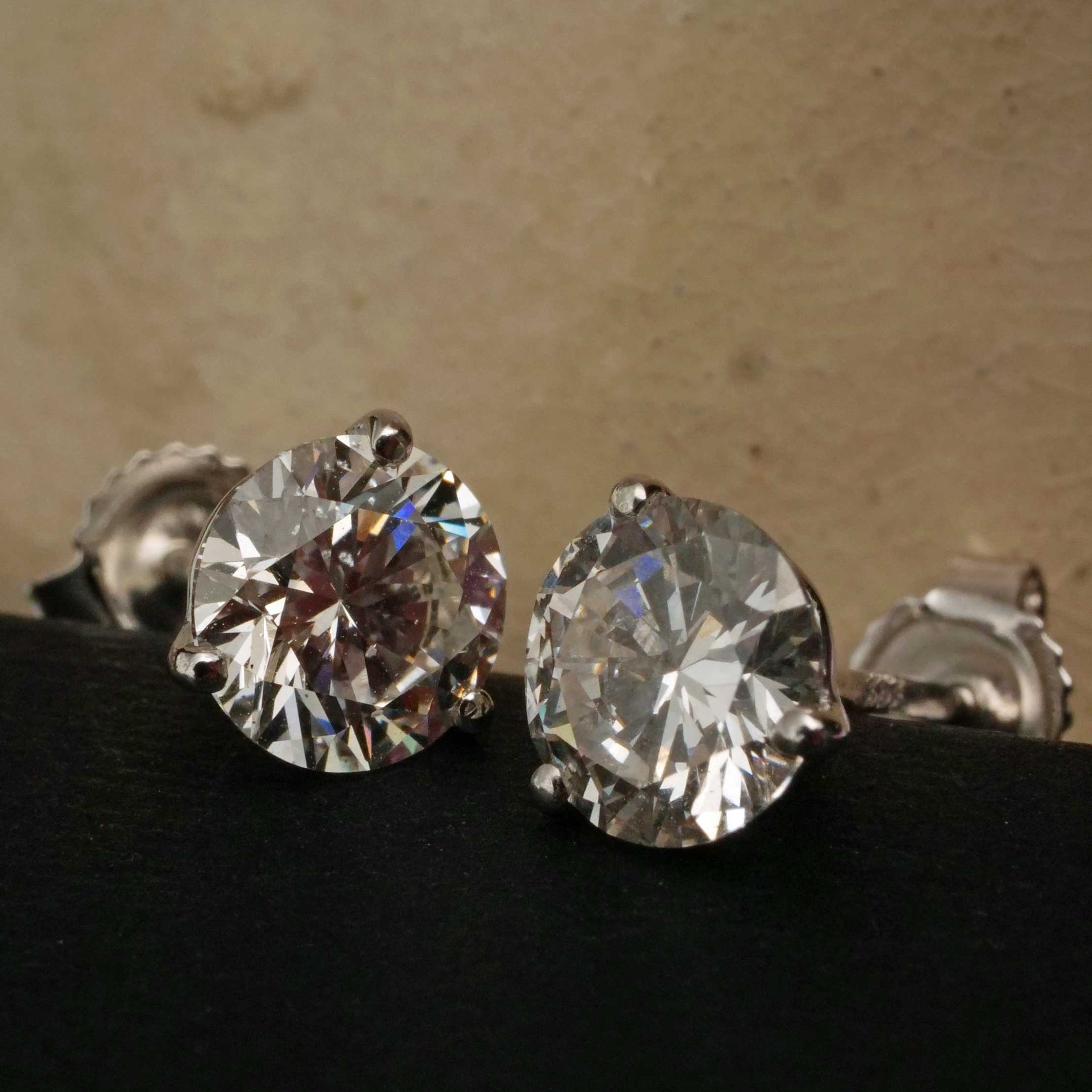 Brillant Ohrstecker total 1.43 ct TW VS Labor Diamanten in 585er Weissgold.... für ein Bruchteil des Naturdiamant Preises Brillant Ohrstecker total 1.43 ct TW VS Labor Diamanten in 585er Weissgold.... für ein Bruchteil des Naturdiamant Preises