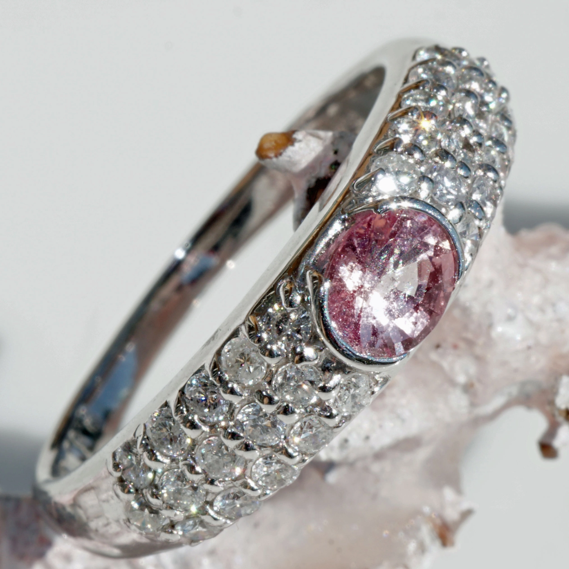 Solitär Saphir Brillant Ring 900er Platin 0.51 ct 0.50 ct TW SI Tolle Brillanz tolles Pink