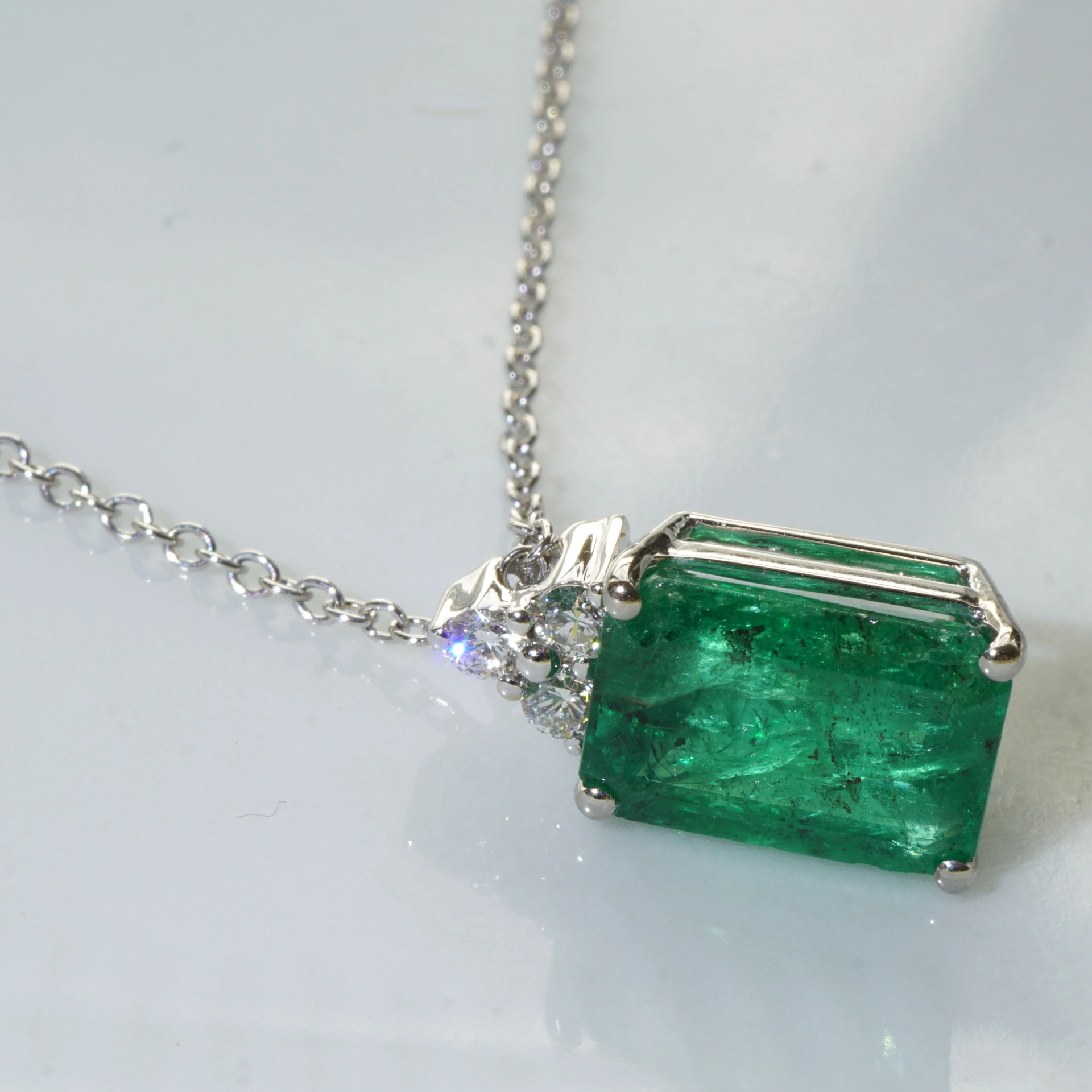 Smaragd Brillant Anhänger m. Kette 750er Weissgold 3.09 ct Sambia /Afrika