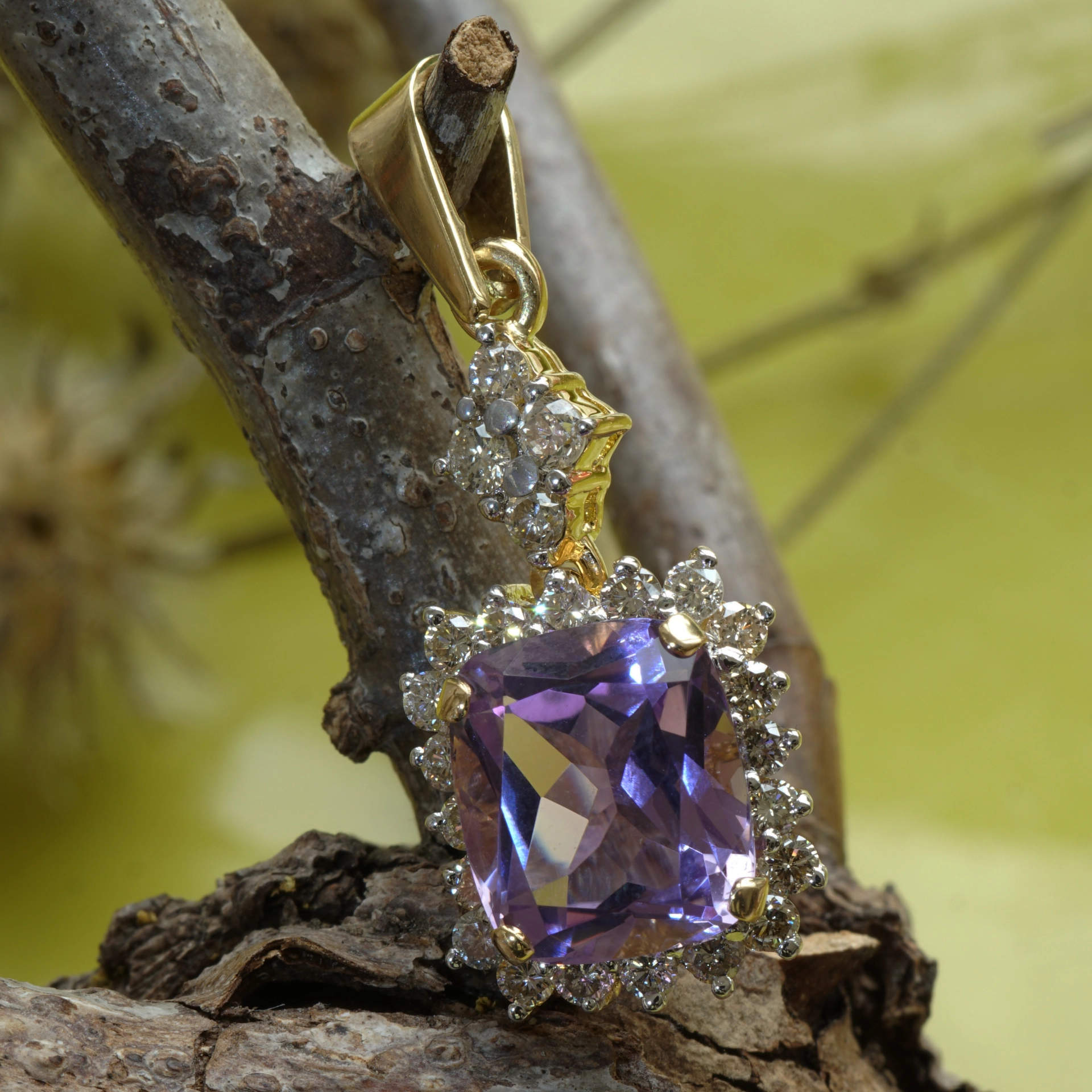 Amethyst Brillant Anhänger 750er Gelbgold 3.35 0.35 ct W VS-SI 6 Gramm Fliederfarben